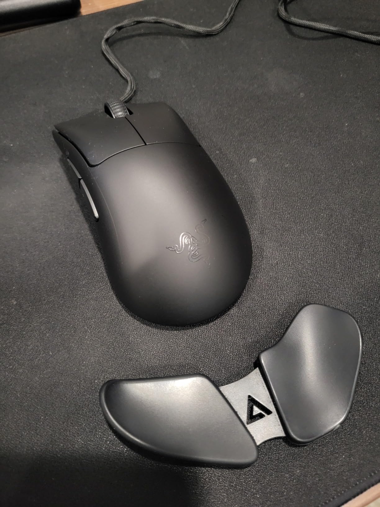 Razer DeathAdder V3 Wired Gaming Mouse, 8Khz, 59g, Black customer photo 1