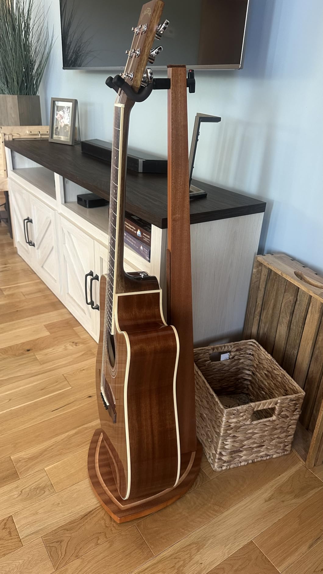 Guitar Stand, Walnut Wood Acoustic Guitar Stand Floor with Hanging Yoke | Fit Electric/Banjo/Mandolin, Handcrafted, Single Holder, for Home Decor Studio Display, Soft Pad, Space Saving, Gift Choice customer photo 2