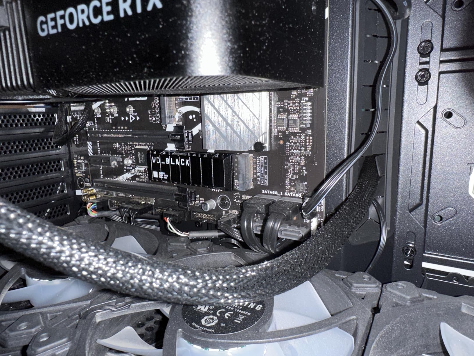 WD_BLACK SN850X 2TB NVMe SSD with Heatsink - M.2 2280, Up to 7,300 MB/s Read customer photo 2