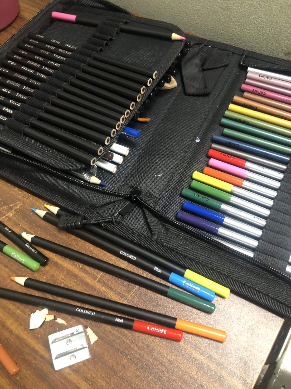 Caliart 176PCS Art Supplies Sketching Kit, 100 Sheets 3-Color Sketch Book | Graphite Colored Charcoal Watercolor & Metallic Pencils, Drawing Set Gifts for Adults Teens Girls Boys Kids customer photo 1