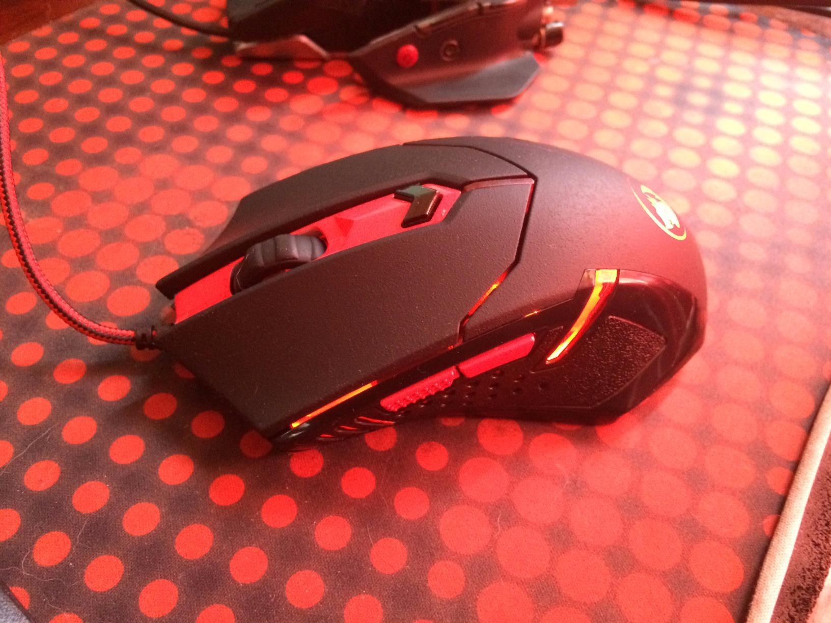 Redragon Gaming Mouse, Wired Gaming Mouse with RGB Backlit, 8000 DPI Adjustable, Mouse with 9 Programmable Macro Buttons & Fire Button, Software Supports DIY Keybinds, M910-K customer photo 2