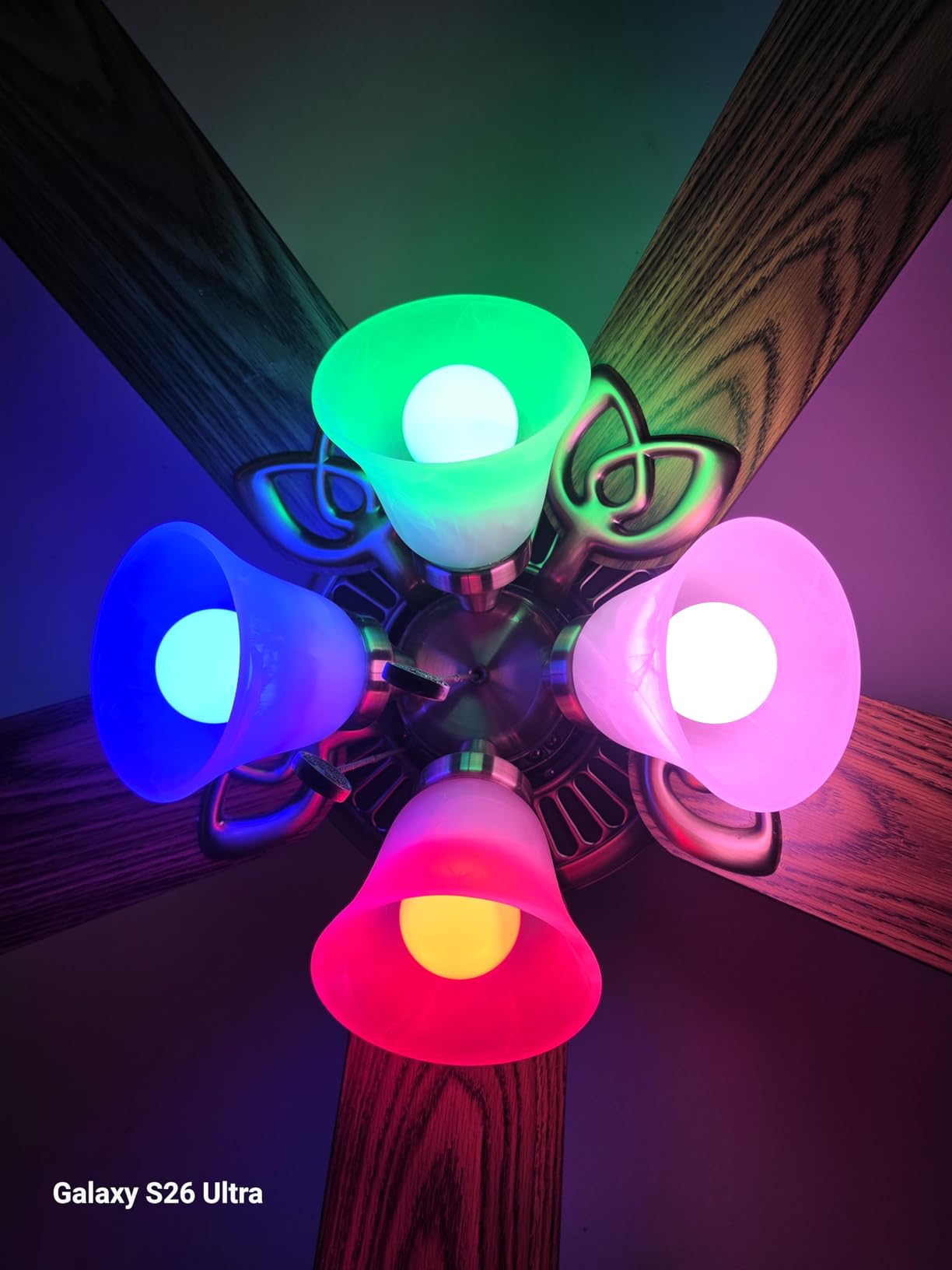 Linkind Smart Light Bulbs, Work with Alexa, Google Home, AiDot | Led Color Changing Light Bulb RGBTW, 2.4G WiFi+Bluetooth, 104 Preset Scene, Music Sync, DIY, Dotis, A19 E26, 60W 800LM, 4Pack customer photo 2