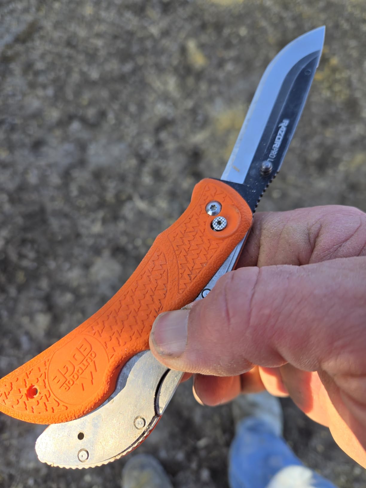 OUTDOOR EDGE Knives' RazorPro L Hunting Knife with Razor-Sharp Replaceable Blade, Non-Slip TRP Orange Handle, Belt Holster, & 30 Blades - Must-Have Field Dressing Knife for Hunting Gear customer photo 2