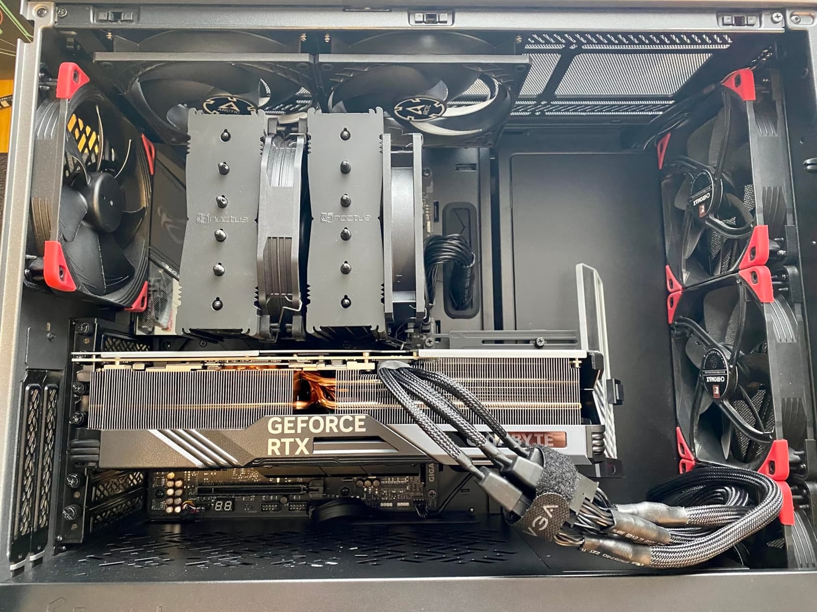 ASUS ROG STRIX X670E-E GAMING WIFI AMD X670 AM5 Ryzen Desktop 9000 8000 & 7000 ATX motherboard, 18+2 power stages, DDR5, 4x M.2 slots with heatsink, PCIe 5.0, USB 3.2 Gen 2x2, WiFi 6E, AI Cooling II customer photo 2