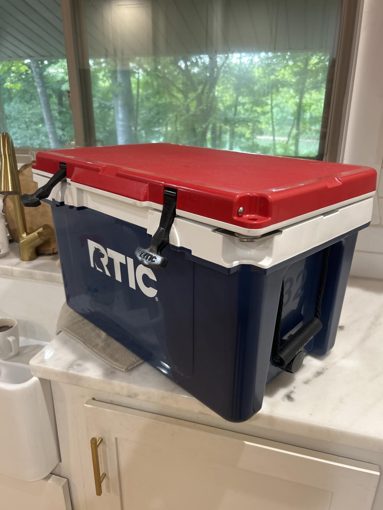 RTIC 32 QT Ultra-Light Hard Cooler | Portable Hard Ice Chest Box for Beach, Drinks, Camping, Picnic, Fishing, Boat, Barbecue, 30% Lighter Than Rotomolded customer photo 2