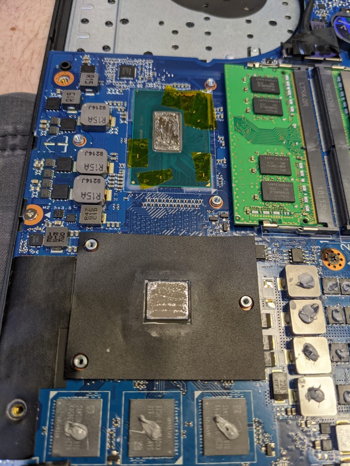 Thermal Grizzly Liquid Metal Thermal Paste - Conductonaut 1 Gram customer photo 2