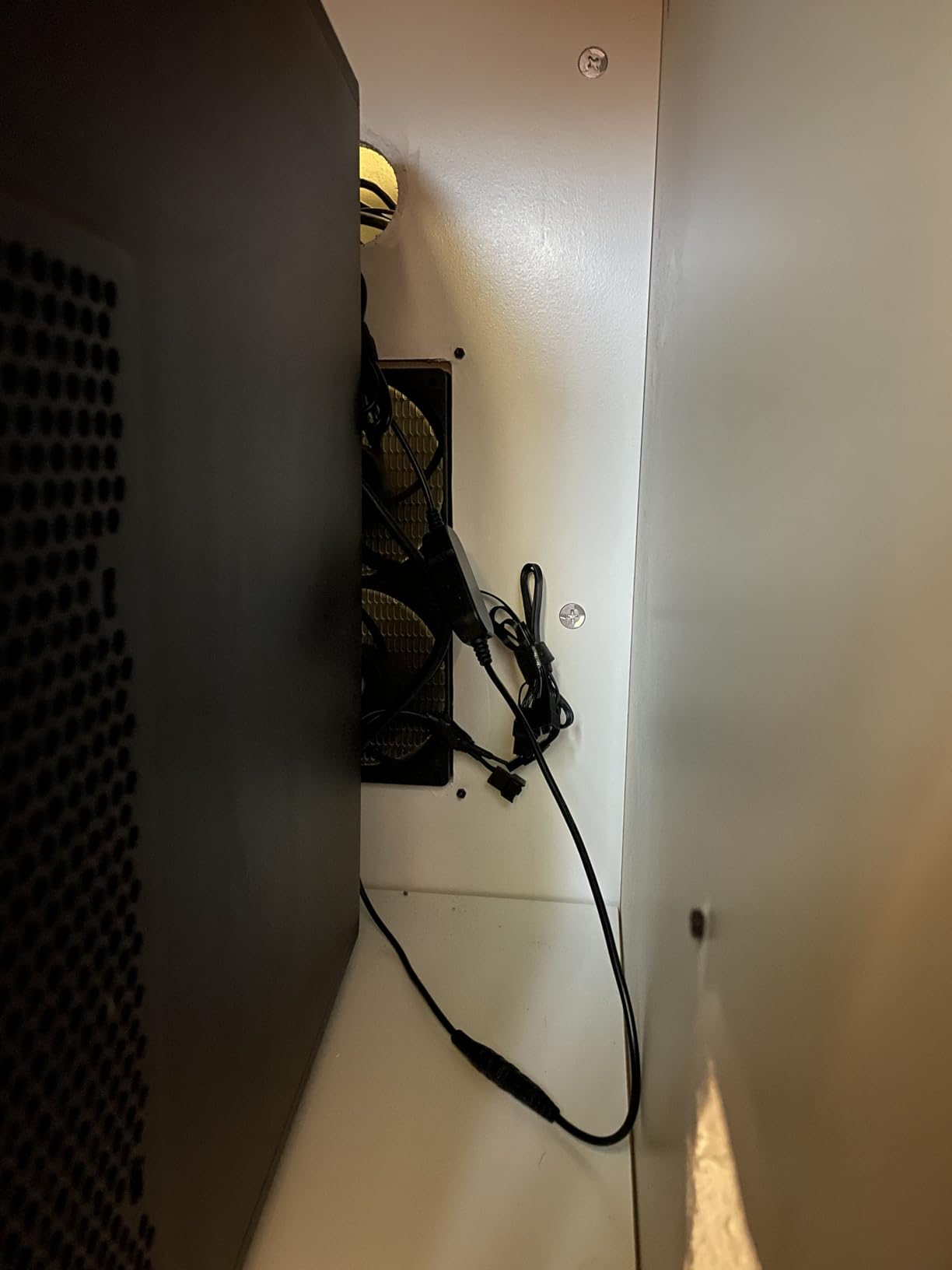 Thermalright TL-C12C-S X3 CPU Fan 120mm ARGB Case Cooler Fan, 4pin PWM Silent Computer with S-FDB Bearing Included, up to 1550RPM Cooling Fan(3 Quantities) (TL-C12C X3) customer photo 1
