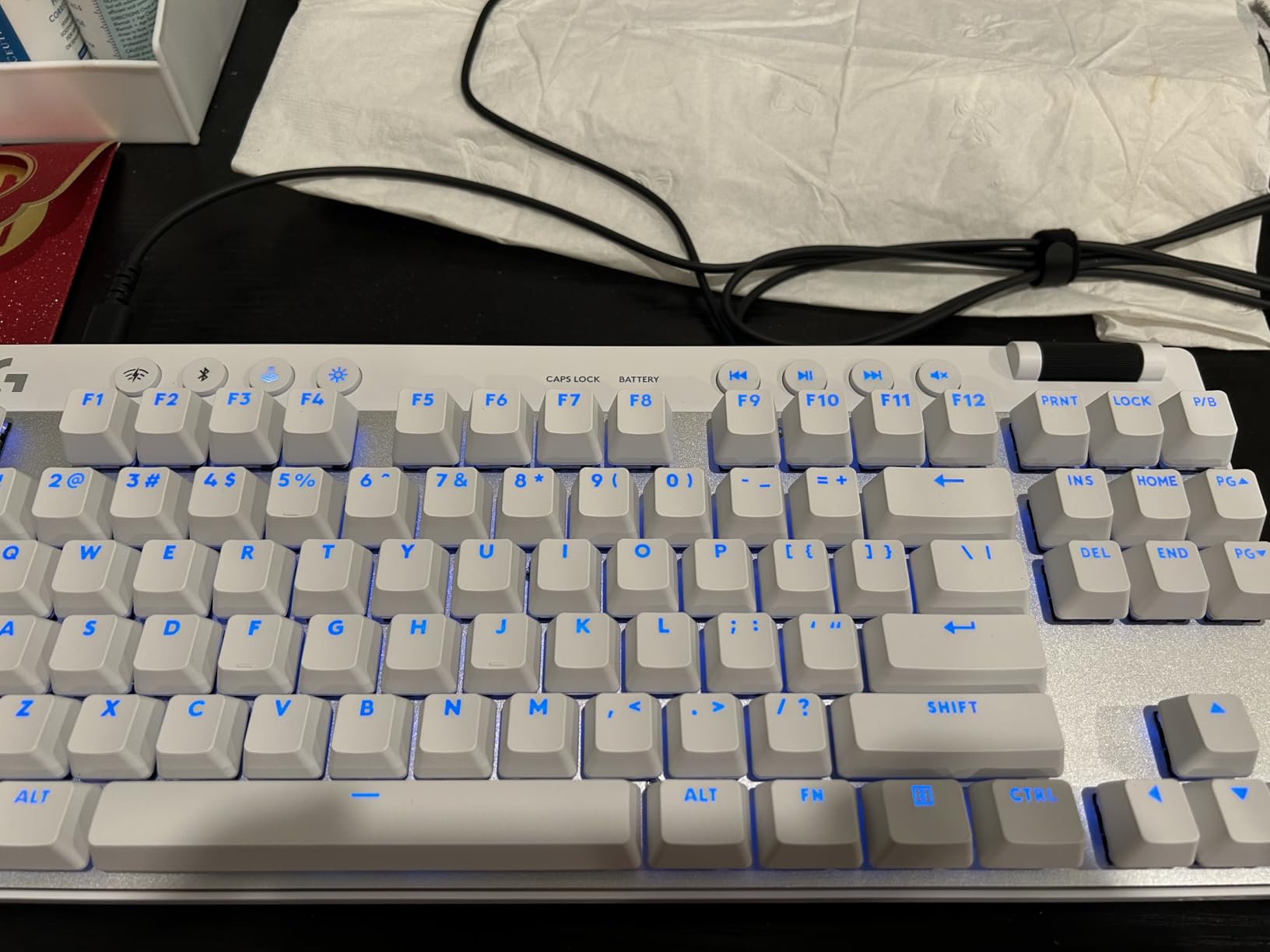 Logitech G PRO X TKL Lightspeed Wireless Gaming Keyboard (Tactile) - Black | Lightspeed wireless, Ultra-Portable Tenkeyless Design, LIGHTSYNC RGB, PBT keycaps, Tactile Switches customer photo 1