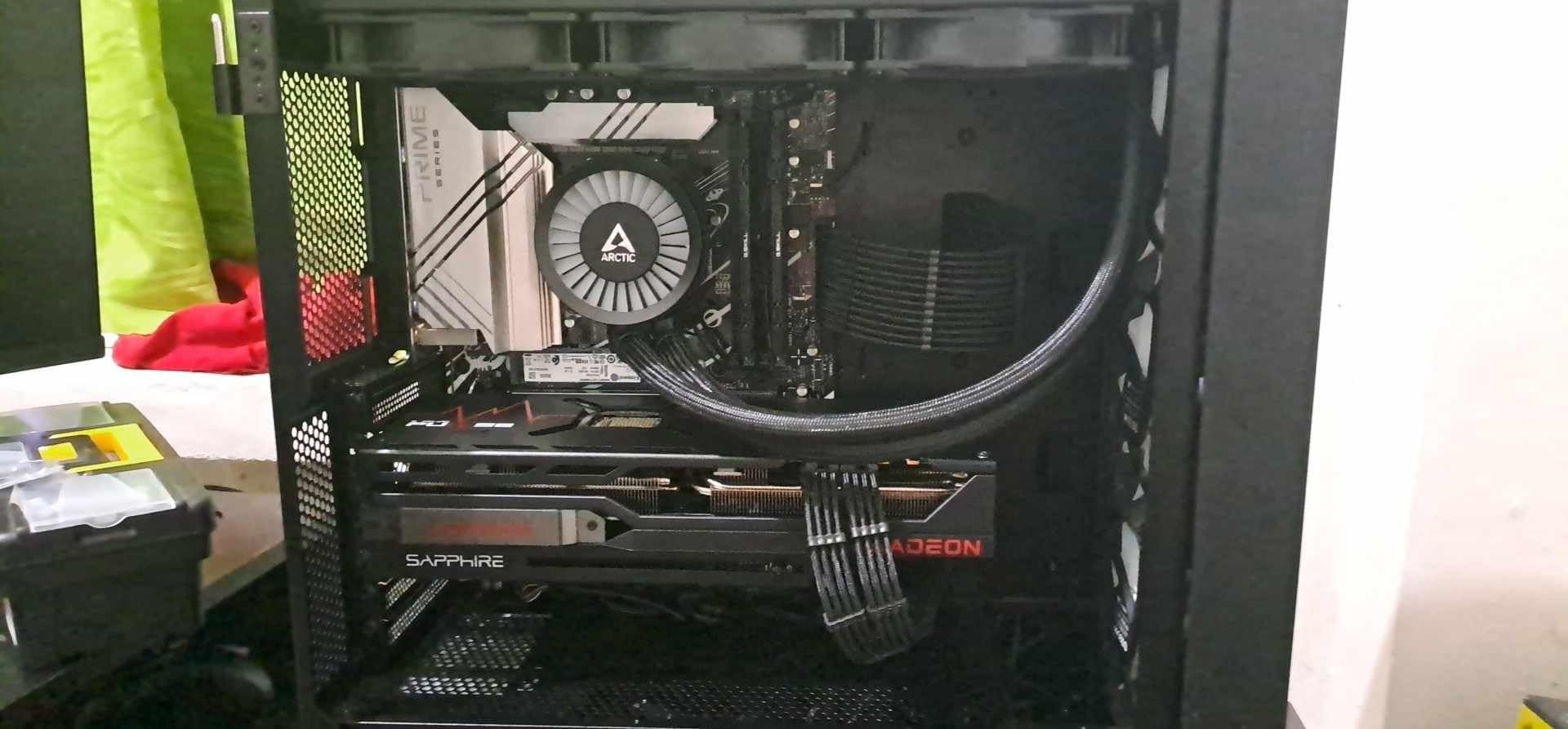 Sapphire Pulse AMD Radeon RX 7900 XT Triple Fan Graphics Card - 20GB GDDR6, AMD RDNA 3 customer photo 2