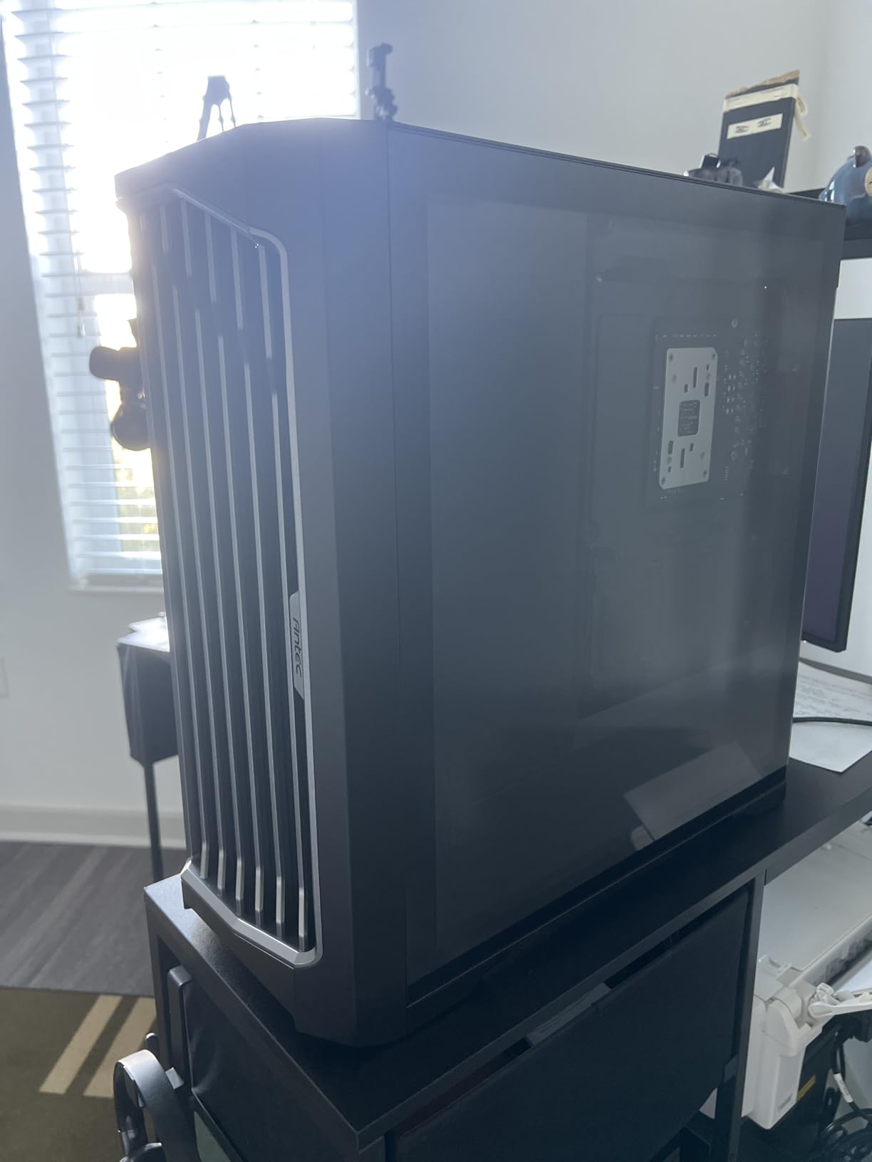 Antec Performance 1 FT Full Tower E-ATX PC Case, 3 PWM Fans | High-Airflow Mesh Front Panel, 4 PWM Fans Included, RTX 40 GPU Support, Temp Display, Removable Top Bracket, USB Type-C customer photo 1