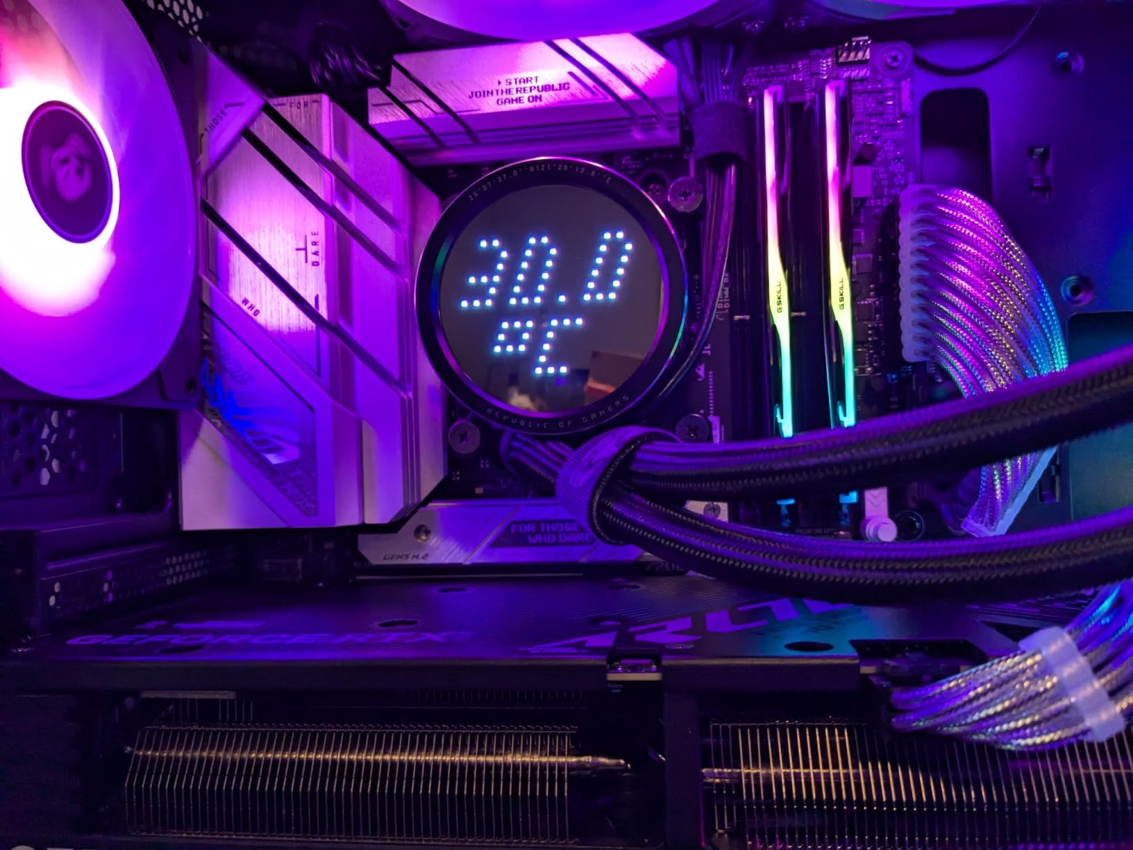 ASUS ROG Ryuo III ARGB 360mm AMD/Intel Gaming Liquid CPU Cooler | 360mm AIO, Anime Matrix LED display, Asetek 8th gen 3-phase pump, premium ROG ARGB fans, vacuum-coated finish customer photo 2