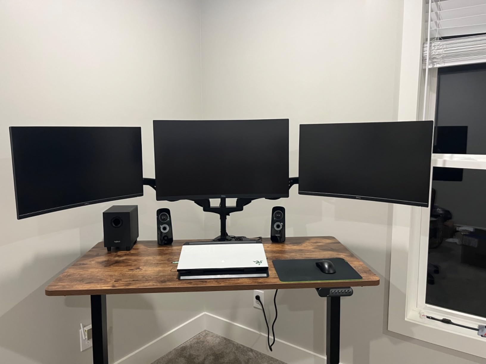 FLEXISPOT E6 3-Stage Dual Motor Electric Standing Desk 55 x 28 Sit Stand Up Desk, Holds 220 lbs, Adjustable Height w/Memory Presets, One-Piece Black Desktop & Black Frame, Ships in 2 Boxes customer photo 2