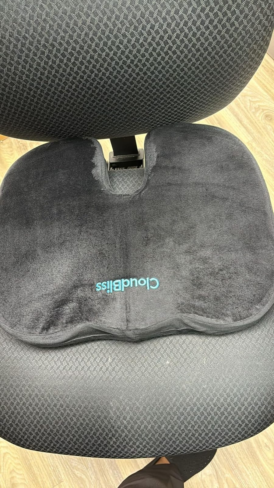 CloudBliss Ergonomic Seat Cushion & Lumbar Support Pillow Set, Black, Large | Back Pain, Sciatica Relief, Memory Foam Support, Adjustable Straps, Machine Washable Velvet, Perfect for Office, Car, Gaming customer photo 1