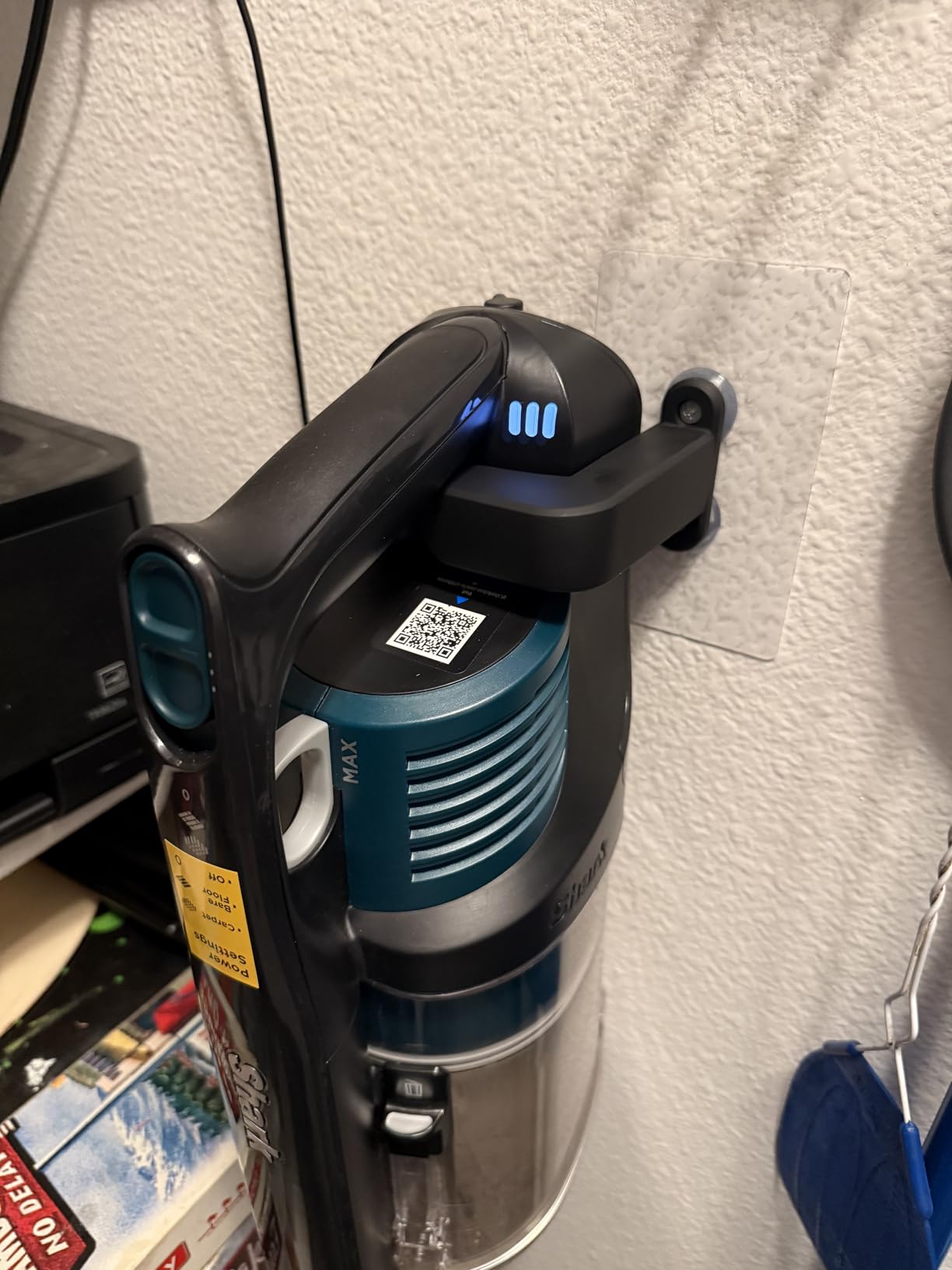 LANMU Wall Mount Holder Compatible with Shark IX141 IX141AMZ IZ377H IZ376H IZ387H IZ462H IZ163H IZ363HT IZ682H Pet Cordless Stick Vacuum, Handheld Vac CH951 and V10 V11 V12 V15 Vacuum Cleaner customer photo 1