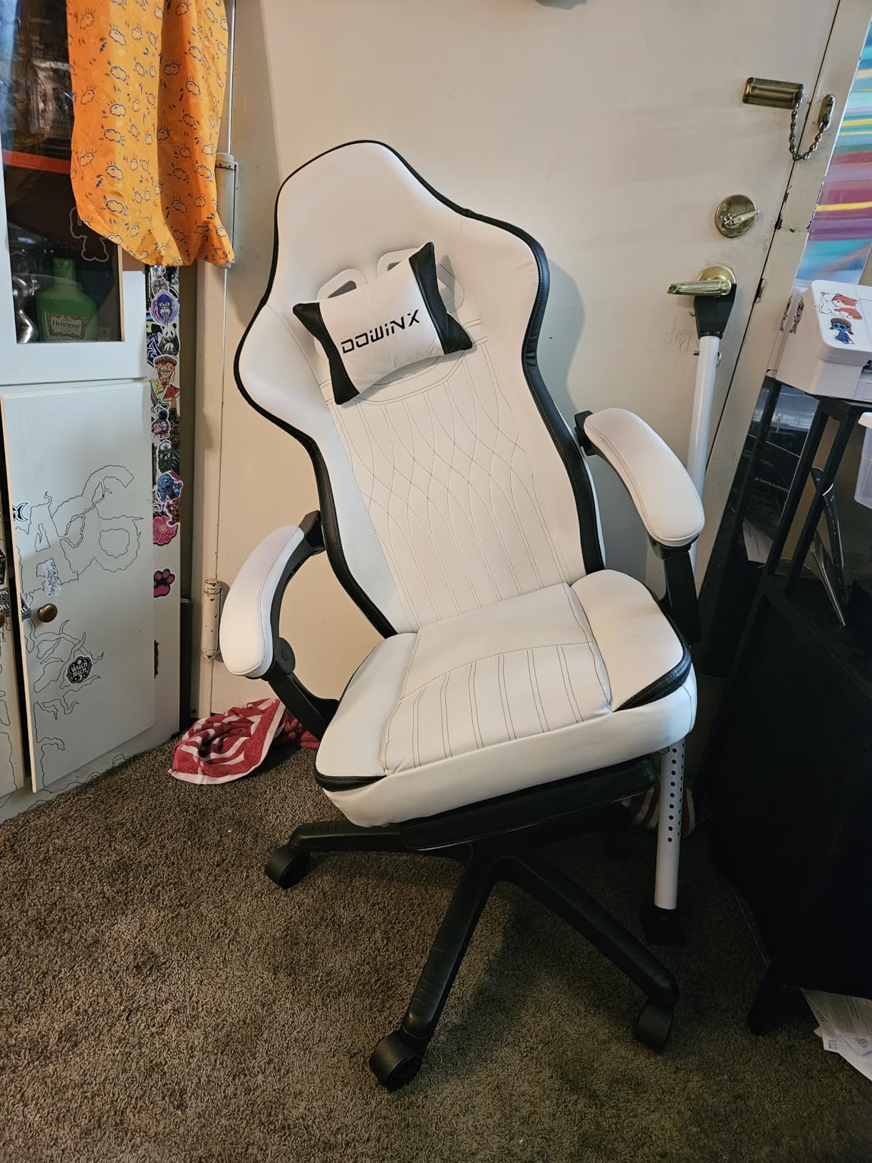 Dowinx Gaming Chair Breathable PU Leather Gamer Chair with Footrest Massage Lumbar Support, Big and Tall Ergonomic Reclining Computer Chair with Pocket Spring Cushion for Adults Teens (Brown) customer photo 1