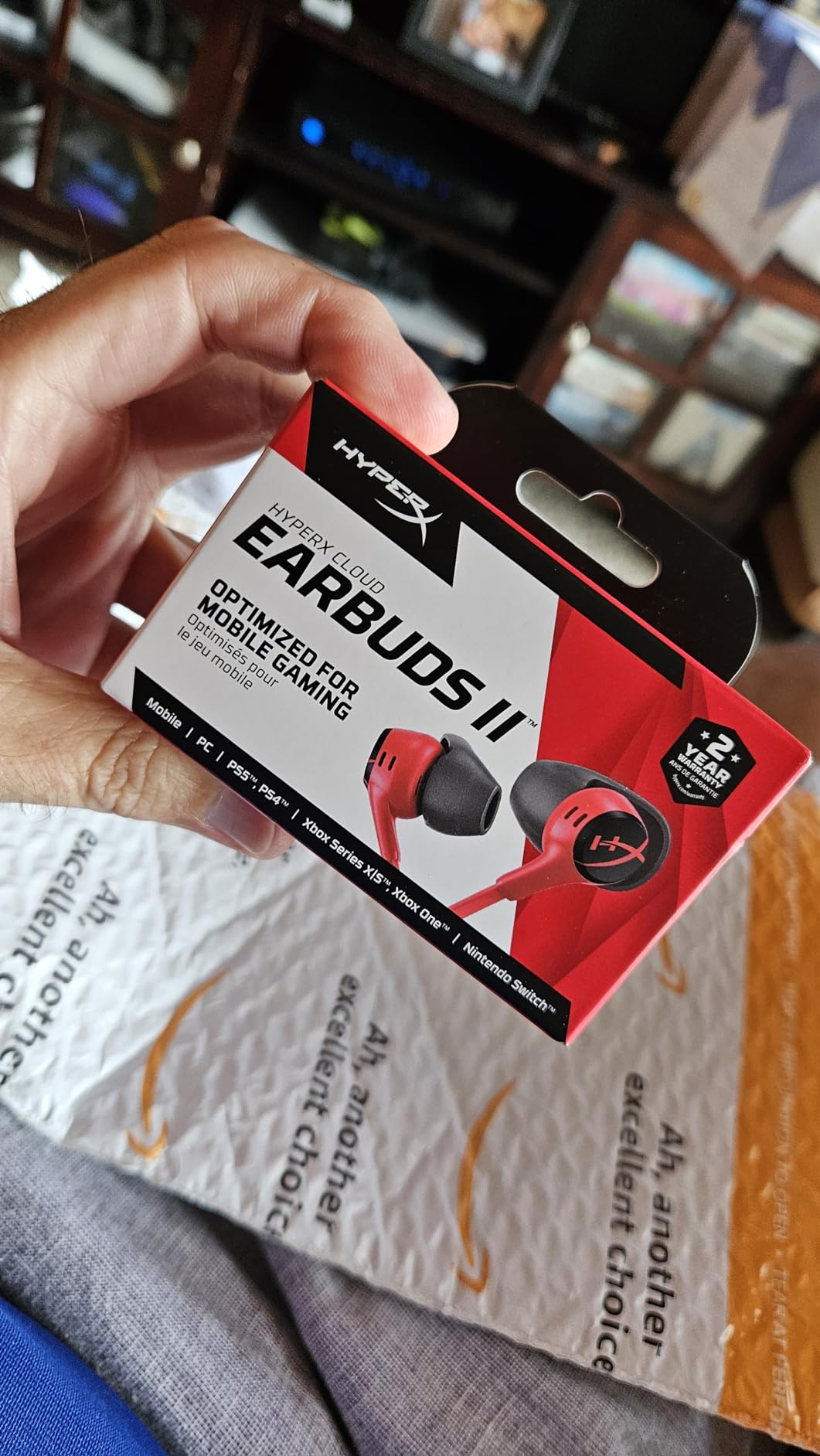 HyperX Cloud Earbuds II - 14mm Drivers, Four Eartips, Hard-Shell Carrying Case, Low-Profile 90 Plug, 3.5mm Plug, Built-in Microphone, Multi-Function Button, PC, Mobile, Nintendo Switch - Red customer photo 1