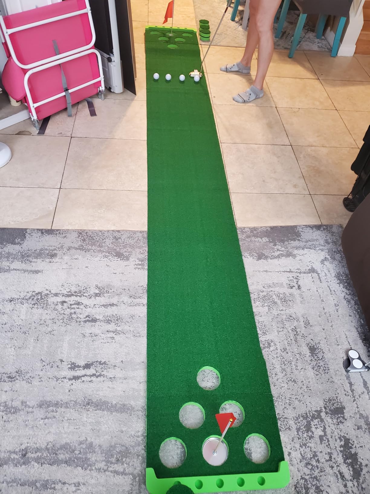 Golf Putting Game Set, Indoor Putting Green Mat with Front Border | Golf Putting Mat Include 4 Golf Balls, 1 Portable Bag, 2 Flags & Cups, Practice Training Aid for Backyard, Party, Office, Outdoor customer photo 1