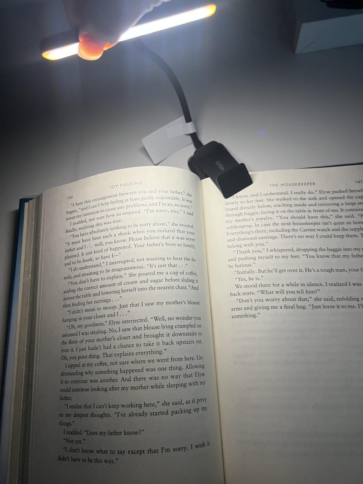 Gritin 19 LED Rechargeable Book Light for Reading in Bed | Eye Caring 3 Color Temps,Stepless Dimming Brightness,Memory Function,90 Hrs Runtime Lightweight Clip on Light for Book Lovers customer photo 1