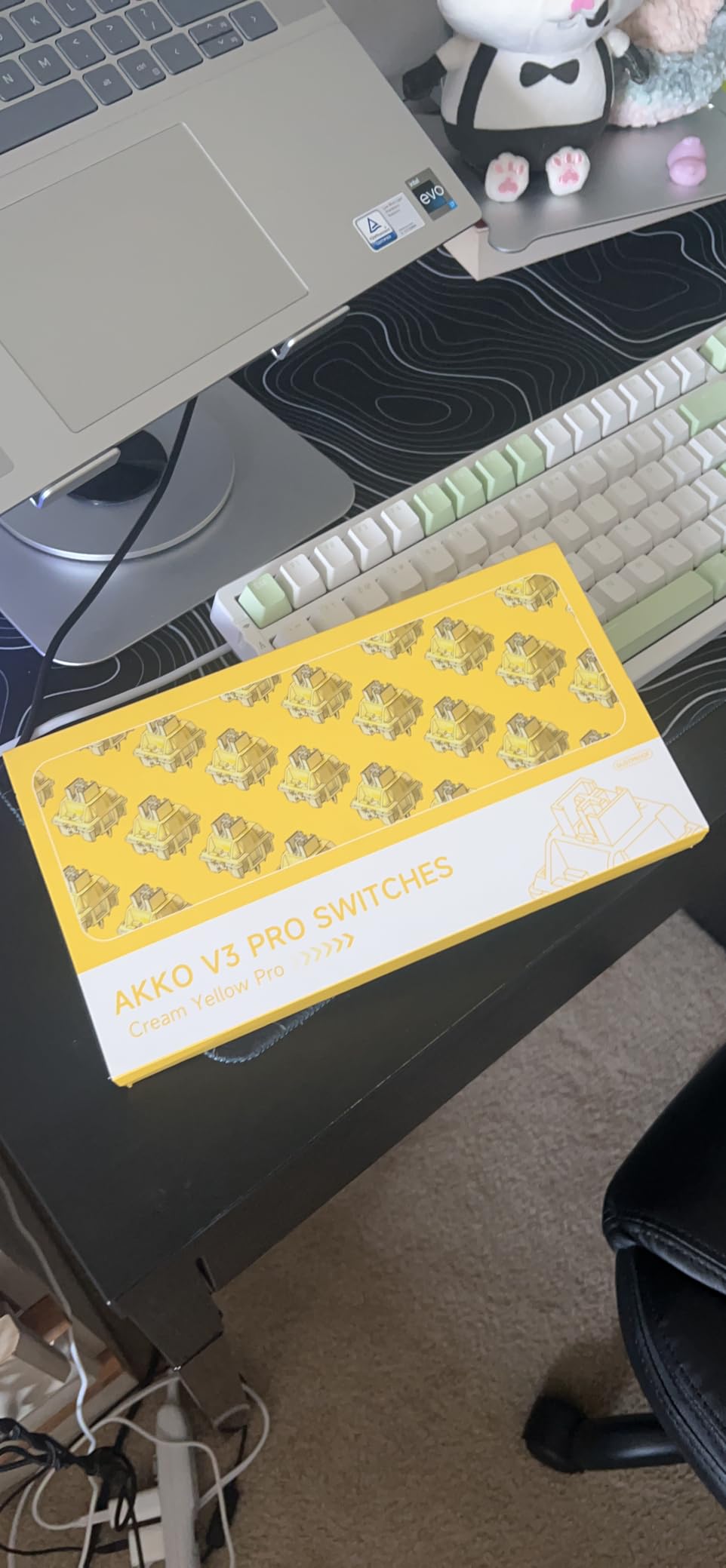 Akko V3 Creamy Yellow Pro Keyboard Switch with Dustproof Stem for Mechanical Gaming Keyboard, 5-Pin 50gf Linear Switches (45pcs) customer photo 1