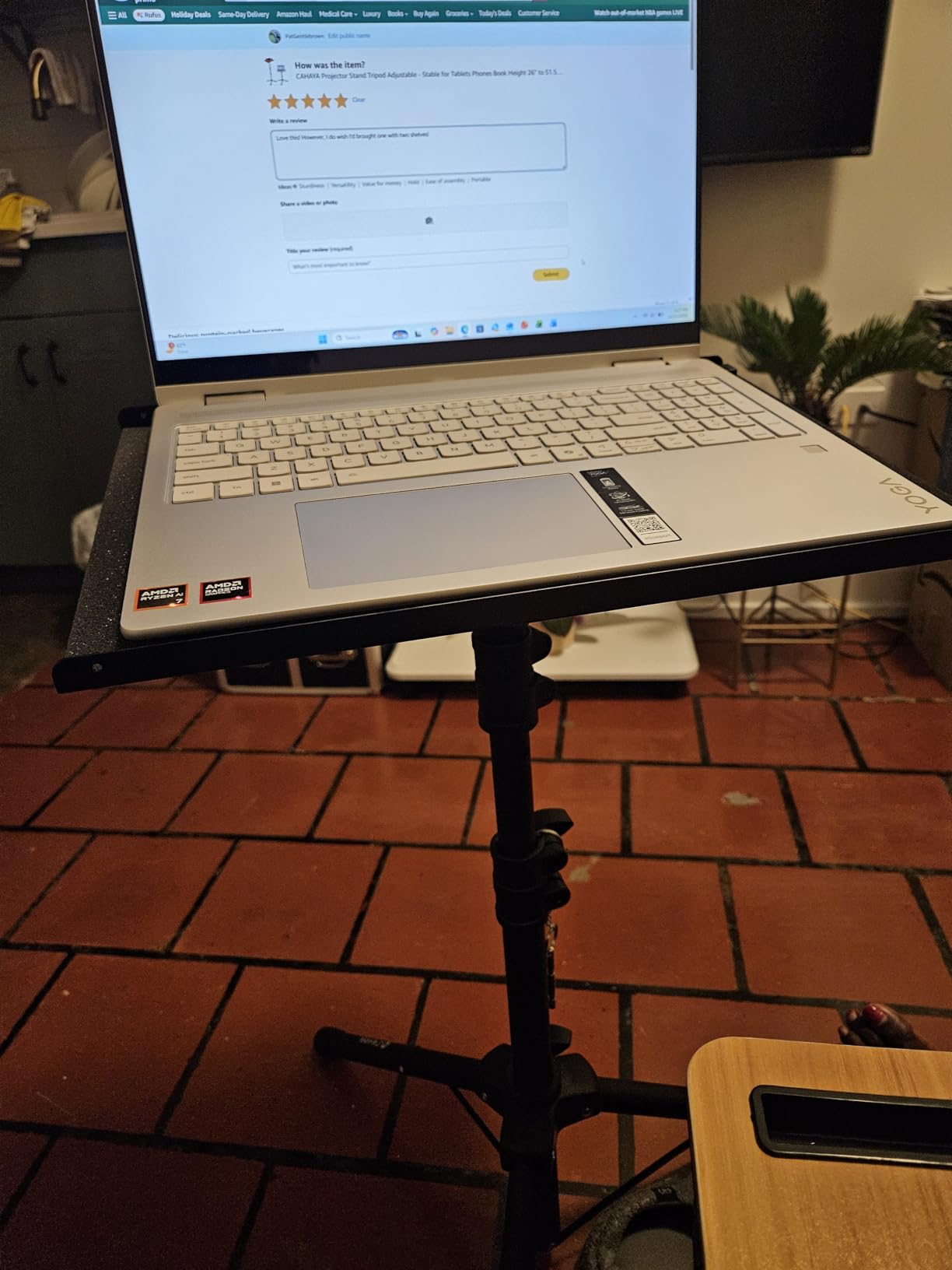 CAHAYA Projector Stand Tripod Adjustable Height Portable Laptop Rack Tray | 26-51.5