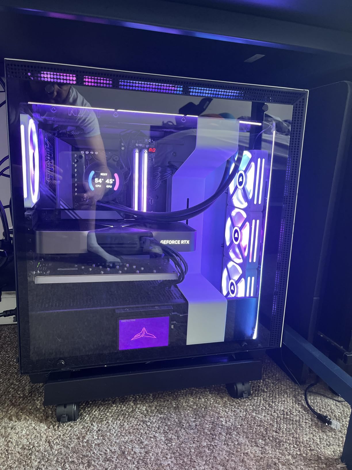 iCUE Link QX120 RGB 120mm Magnetic Dome RGB Fans - Triple Fan Starter Kit with iCUE Link System Hub - Black customer photo 2