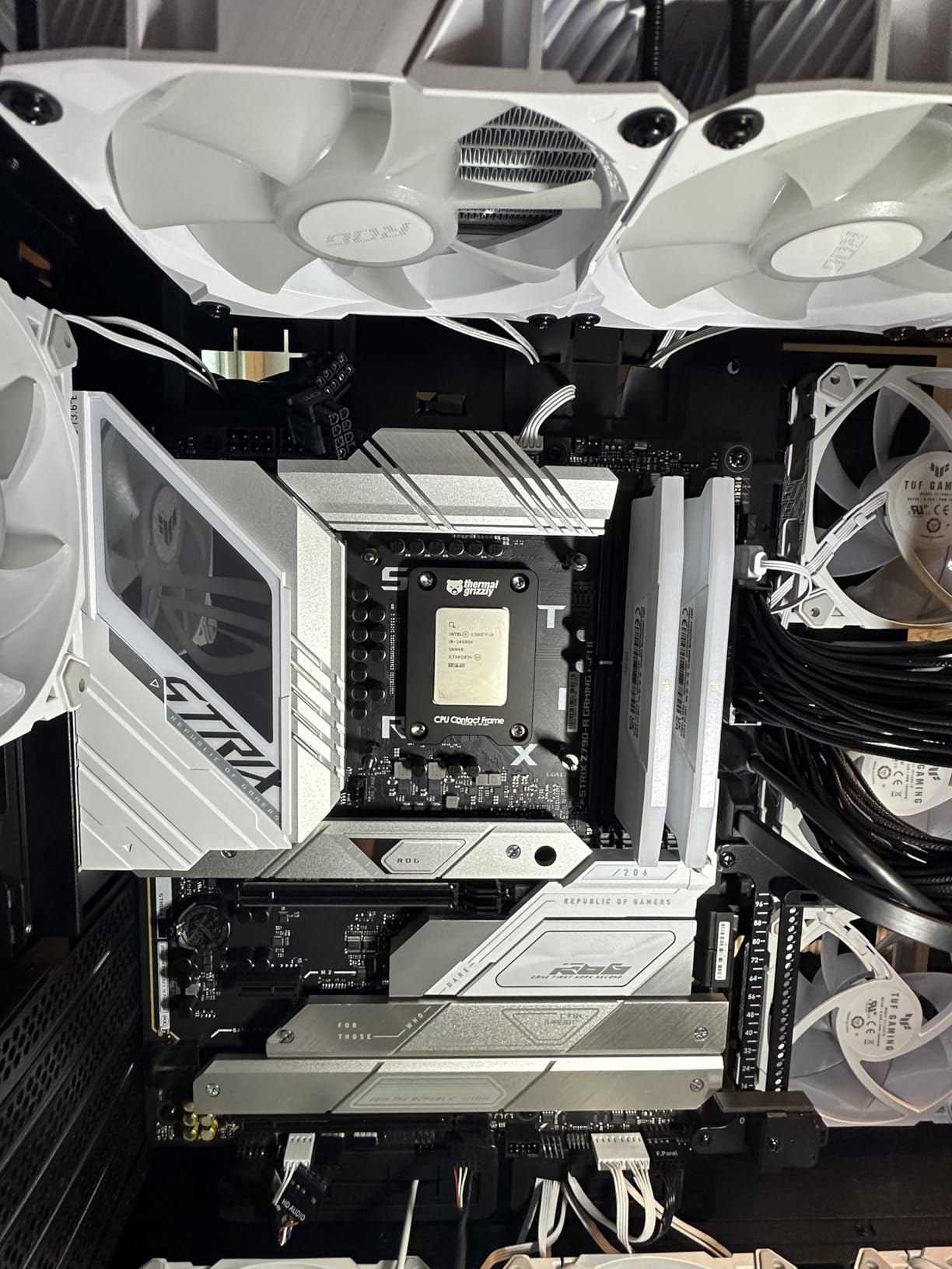 Thermal Grizzly - CPU Contact Frame Intel 13th & 14th Generation - for Optimized CPU Contact Pressure to Improve The Cooling Performance - Easy Install customer photo 2