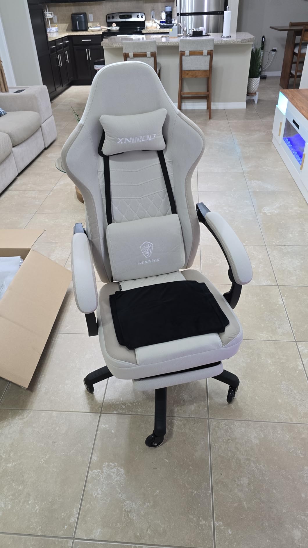 Dowinx Gaming Chair Breathable Fabric Game Chair with Gel Pad and Storage Bag, Comfortable Gamer Chair with Pocket Spring Cushion, Ergonomic Computer Chair with Footrest,Grey customer photo 2