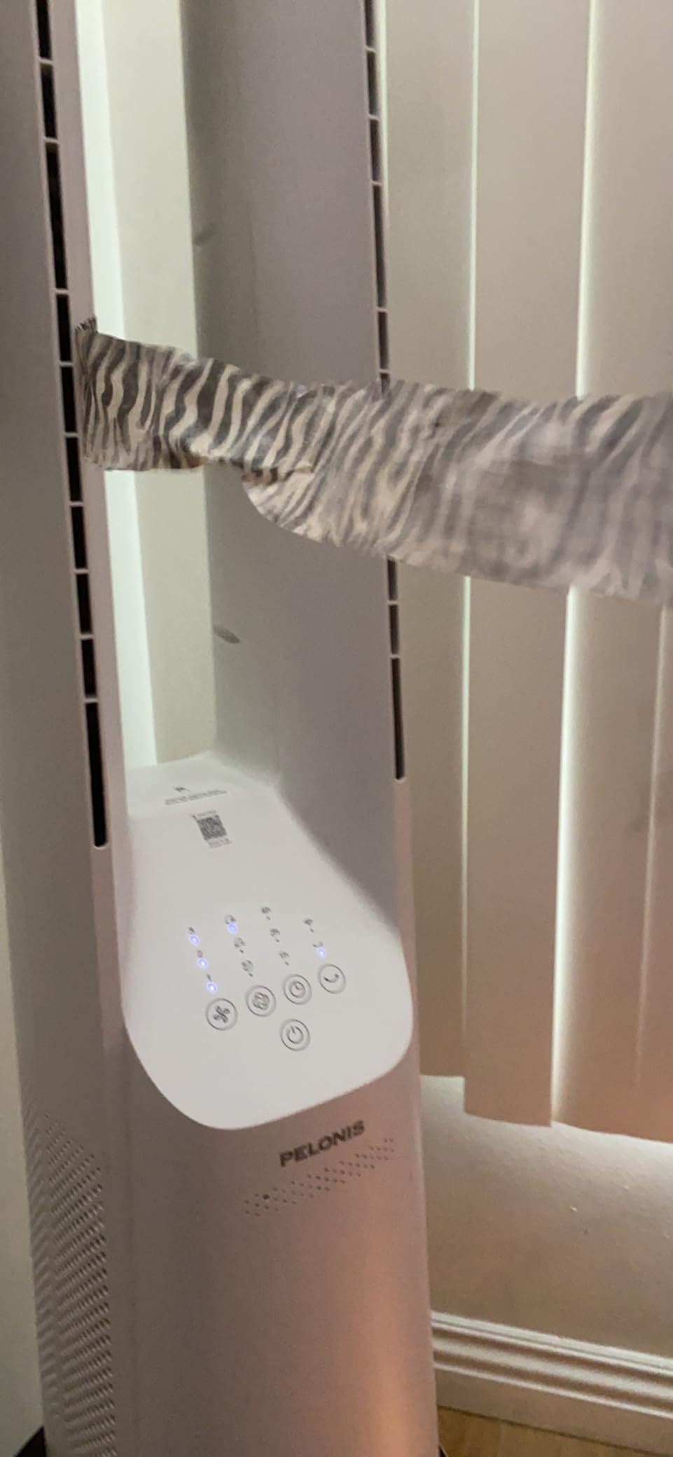 PELONIS Bladeless Tower Fan with 26-33ft Powerful Airflow, Alexa and Google Compatible, 6-Speed Settings, Quiet DC Motor, 120° Oscillation, 7-Hour Timer - Ideal for for Bedroom Home Office Use, White customer photo 1