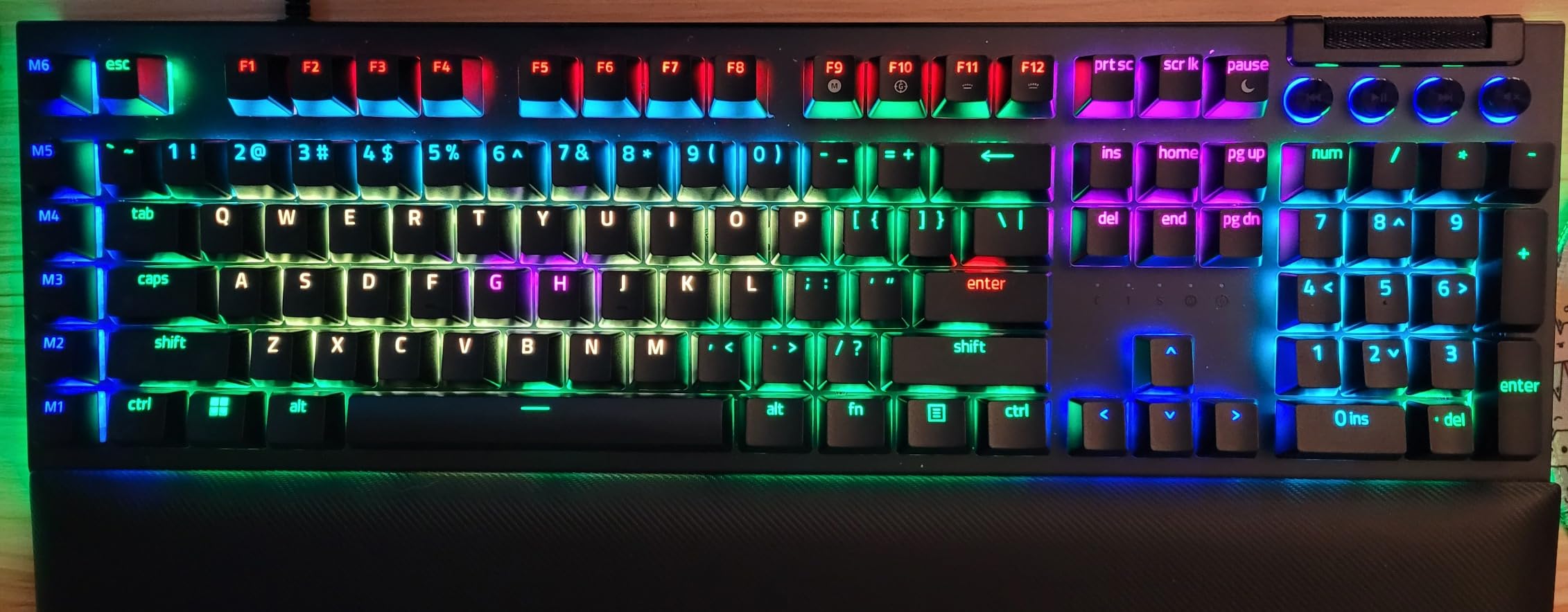 Razer BlackWidow V4 Mechanical Gaming Keyboard, Green Switches | Tactile & Clicky Switches, Chroma RGB, 6 Dedicated Macro Keys, Magnetic Wrist Rest, Doubleshot ABS Keycaps, Snap Tap customer photo 2
