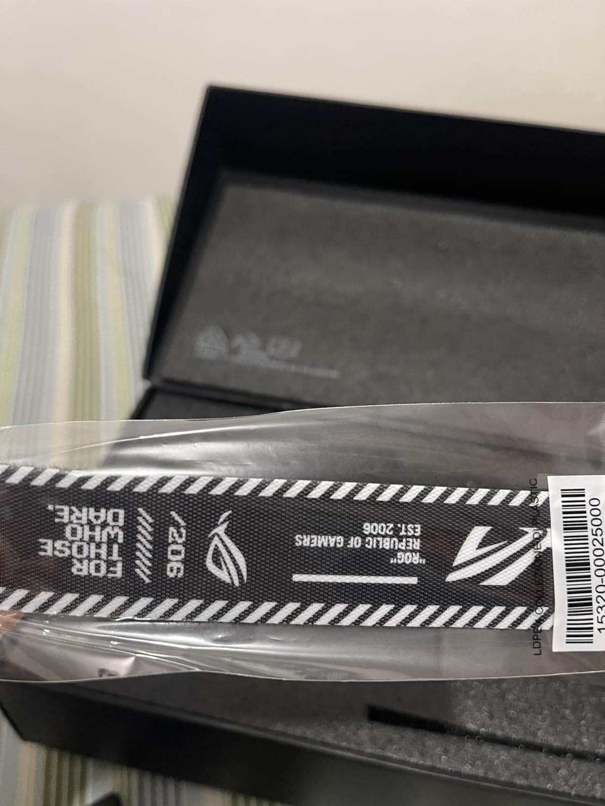 ROG Strix GeForce RTX 4060 OC Edition Gaming Graphics Card (PCIe 4.0, 8GB GDDR6, DLSS 3, HDMI 2.1a, DisplayPort 1.4a, Axial-tech Fan Design, Aura Sync, 0dB Technology), 3 Year Warranty customer photo 2
