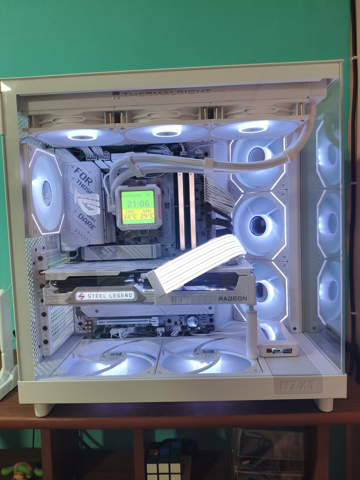 NZXT H6 Flow Compact Dual-Chamber Mid-Tower Airflow Case, Panoramic Glass Panels, High-Performance Airflow Panels, Includes 3 x 120mm Fans, Cable Management, Black customer photo 1