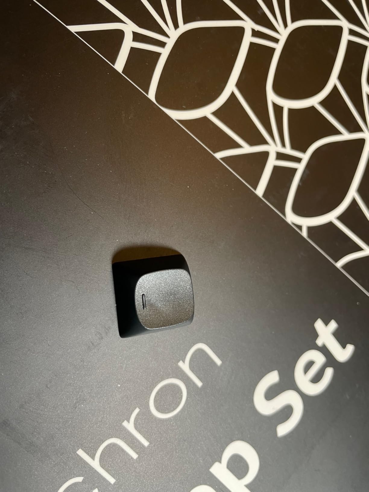 Keychron OSA Profile Double-Shot PBT Keycap Full Keycap Set (141 Keys) - White on Black, Compatible with MX Mechanical Switches, Non-Shine-Through, Fits ANSI Layouts (100%, TKL, 96%, 75%, 65%, 60%) customer photo 1