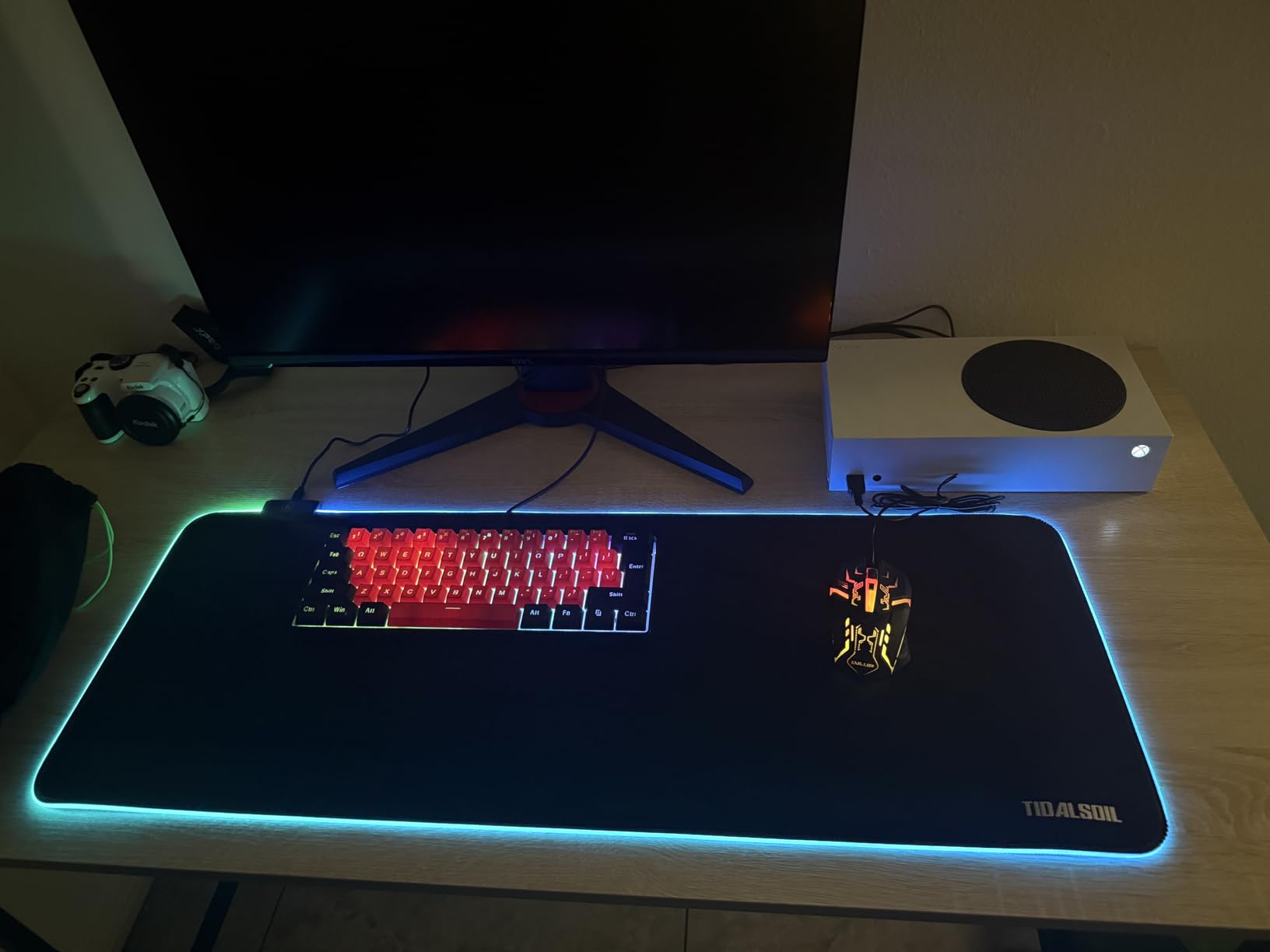 TIDALSOIL RGB Gaming Mouse Pad, 31.5x11.8 in Extended LED Desk Mat, Black | 12 Dynamic & Static RGB Light Modes with Memory Function. 31.5x11.8 in Oversized Coverage, Plug & Play, Non-Slip Base customer photo 2