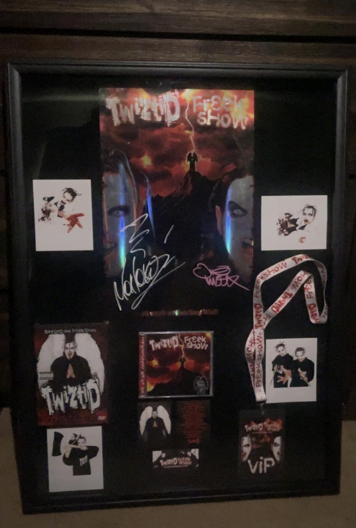TIDYME Jersey Frame Display Case, Lockable Sports Shadow Box, Black Locks | 98% UV protection, shatterproof panel, 31.25x23.25 in wood frame, 3 hanging options, fits football & baseball jerseys customer photo 1