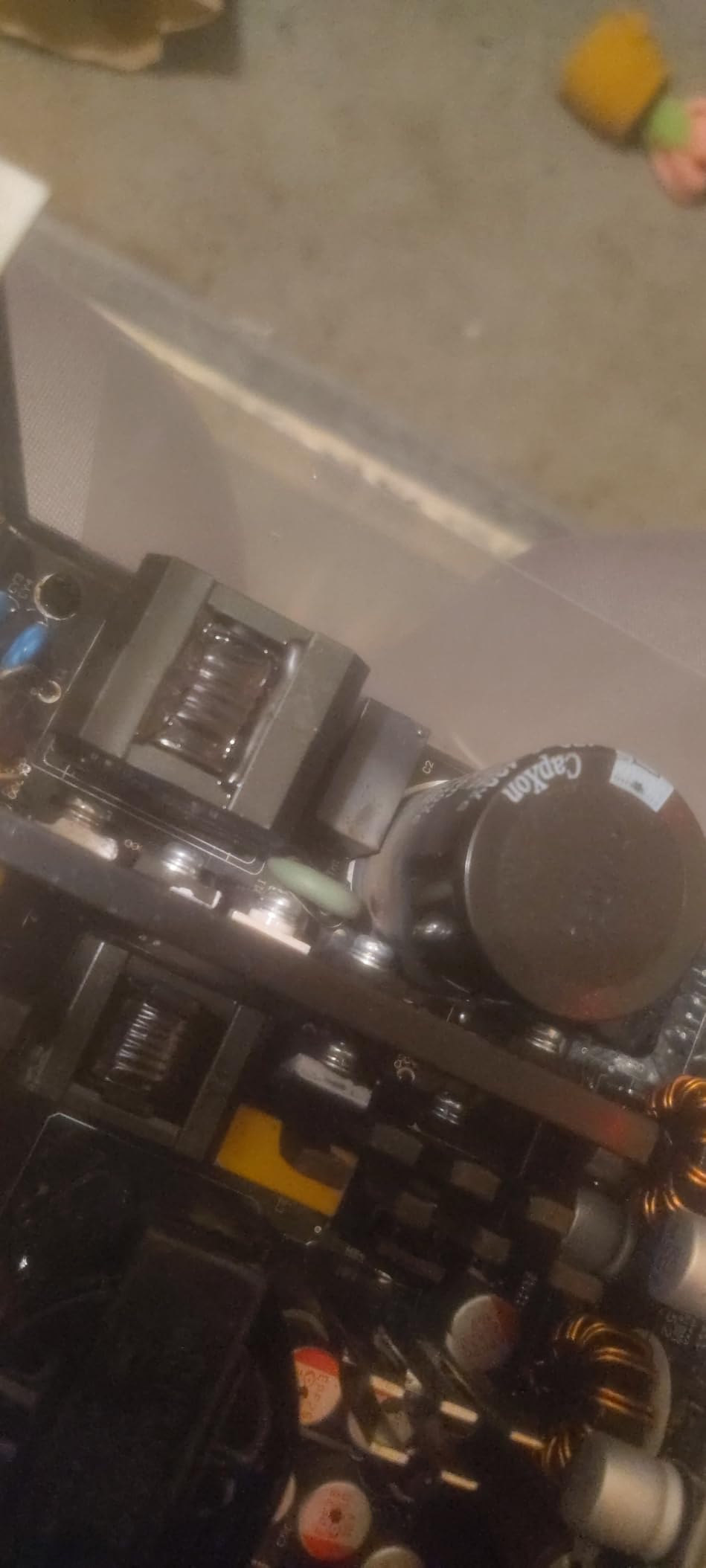 MSI MAG A750GL PCIE5, Fully Modular Compact Gaming 750W Power Supply, 80+ Gold, ATX 3.1 & PCIe 5.1 Ready, Native Dual-Color 12V-2x6 Cable, 10 Year Warranty customer photo 1