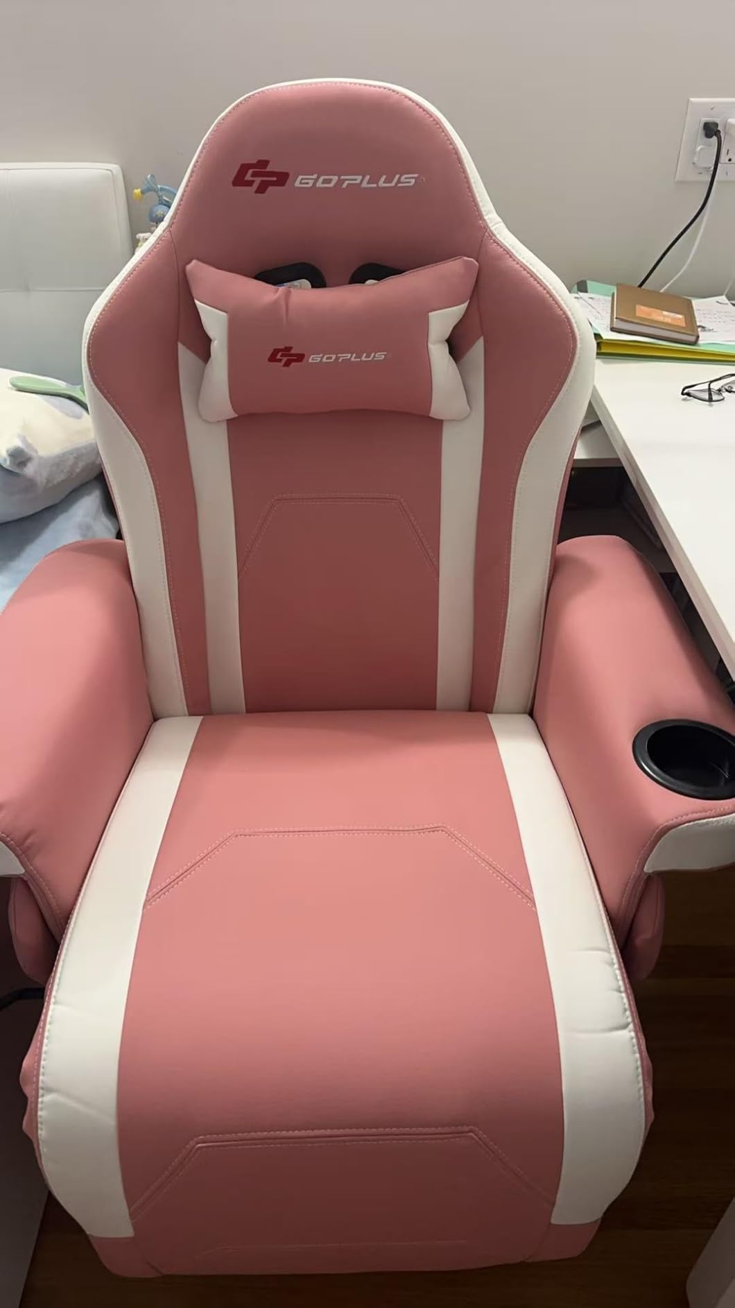Gaming Chair, Height Adjustable Massage Video Game Chair with Retractable Footrest, Cup Holder, Headrest, Swivel Office Chair, Racing Style Swivel Gamer Chair (Black) customer photo 2