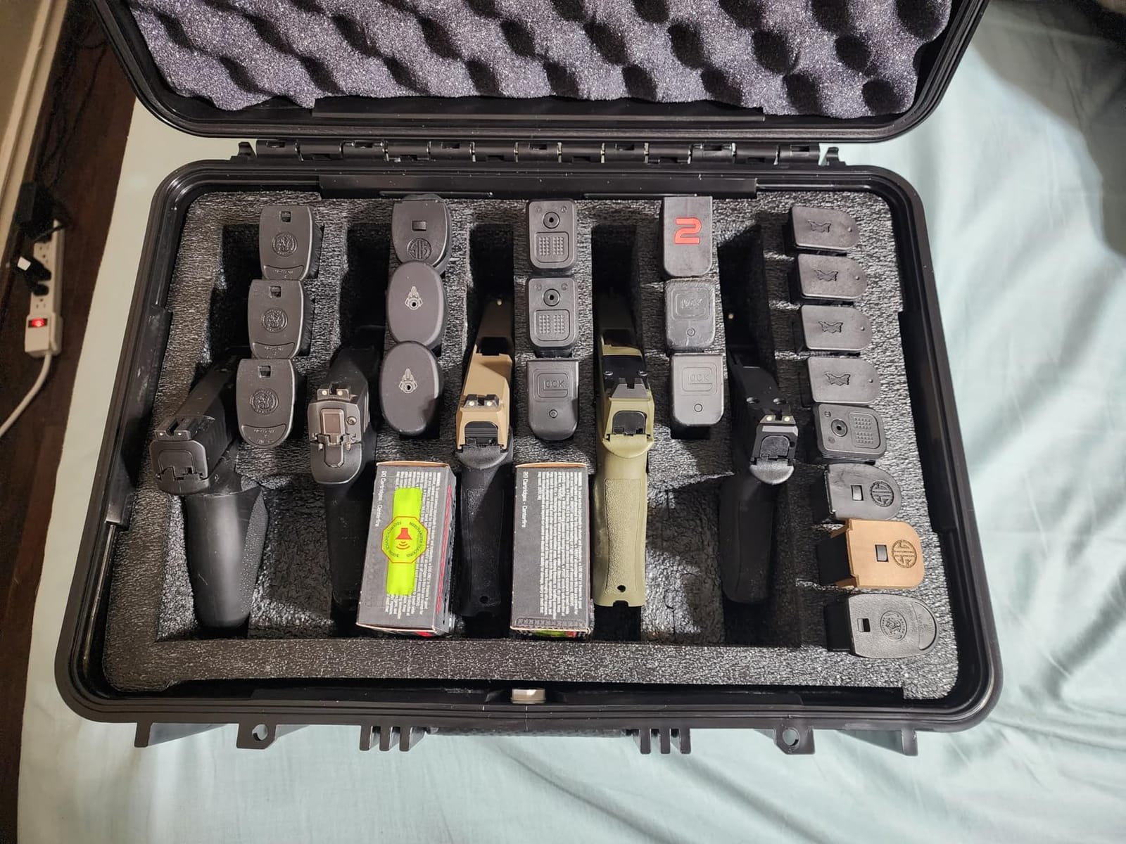 Condition 1 18'' 5 Pistol Case, Model 801, Pre-Cut Foam, 20 Slot Mag | Waterproof Hard Gun Case, TSA Friendly, Heavy Duty, Made in USA customer photo 2