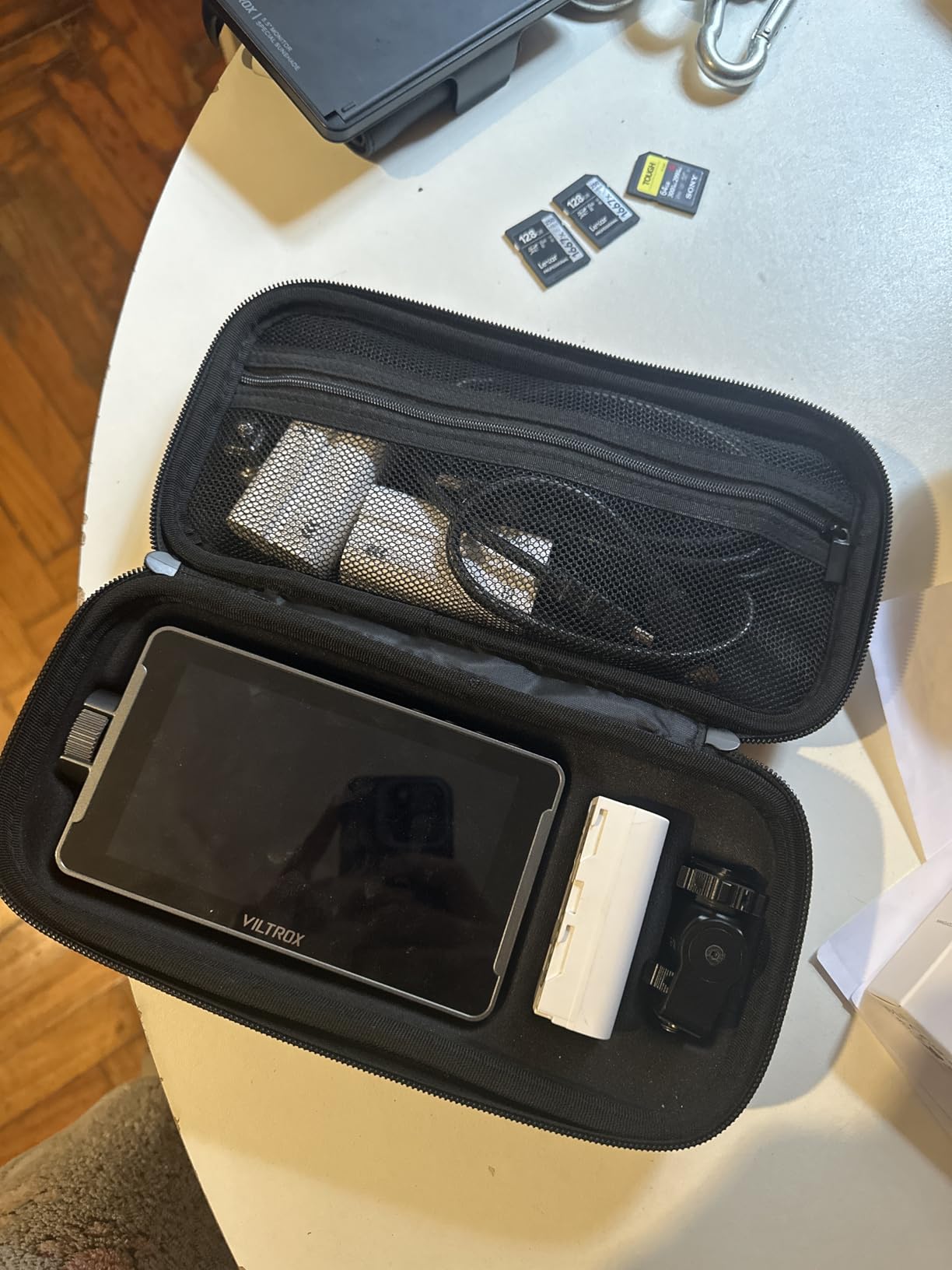 Viltrox DC-550 Pro Touchscreen Camera Field Monitor 4K HDMI (5.5 inch) customer photo 2