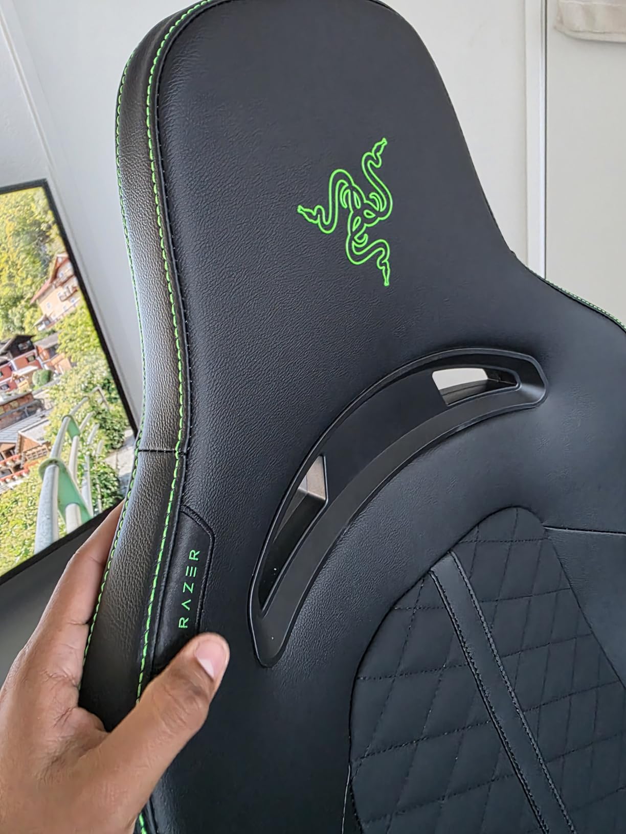 Razer Enki X Essential Gaming Chair, All-Day Comfort, Black | Built-in Lumbar Arch, Optimized Cushion Density, Dual-Textured, Eco-Friendly Synthetic Leather, Adjustable 152-degree Recline customer photo 2
