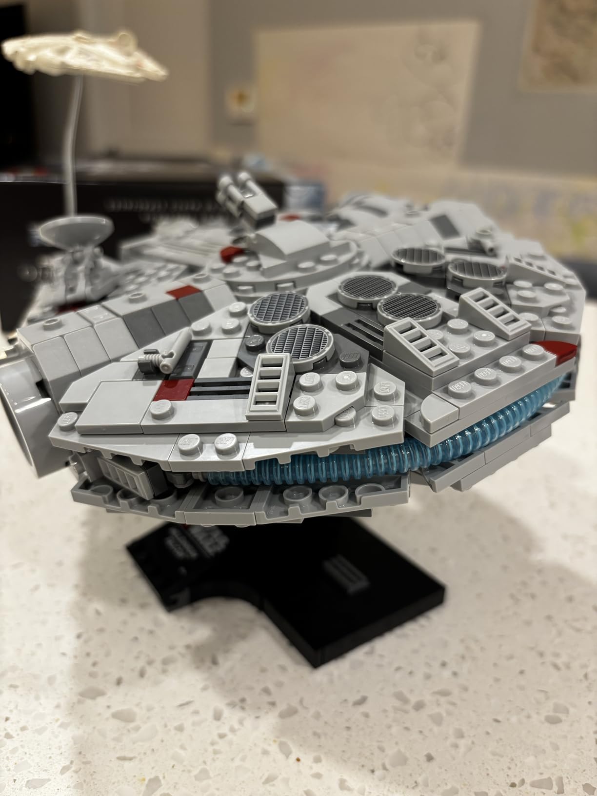 Star Wars Millennium Falcon 25th Anniversary Collectible - DIY Building Set for Adults - A New Hope Model with Display Stand - 75375 customer photo 2