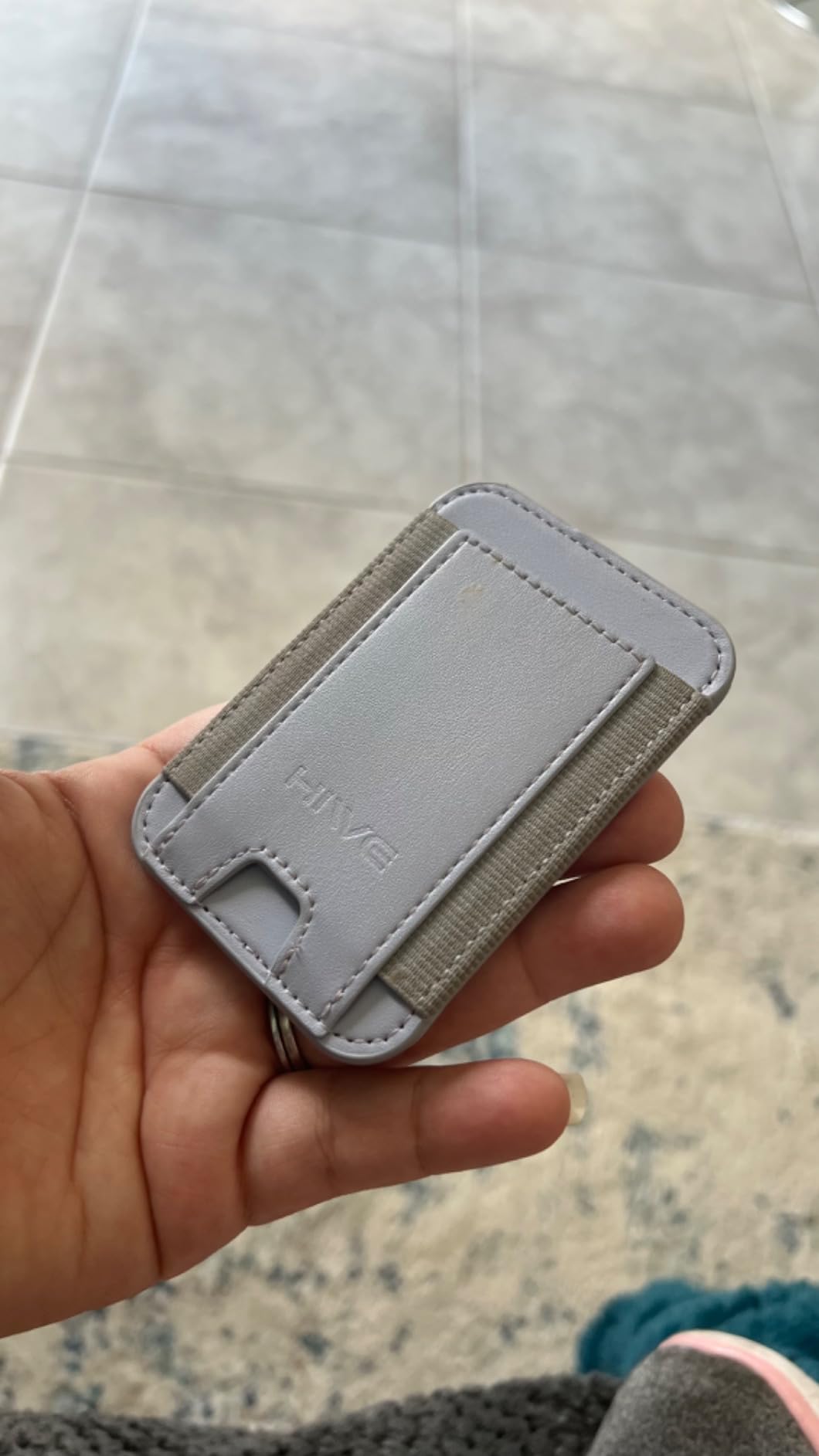 HiWe for MagSafe Wallet, 7 Cards Holder, RFID Blocking, Stronger Magnets | Magnetic Wallet for iPhone 17/16/15/14/13/12 Series, Minimalist Slim, 1 Slot, Black & Black customer photo 2