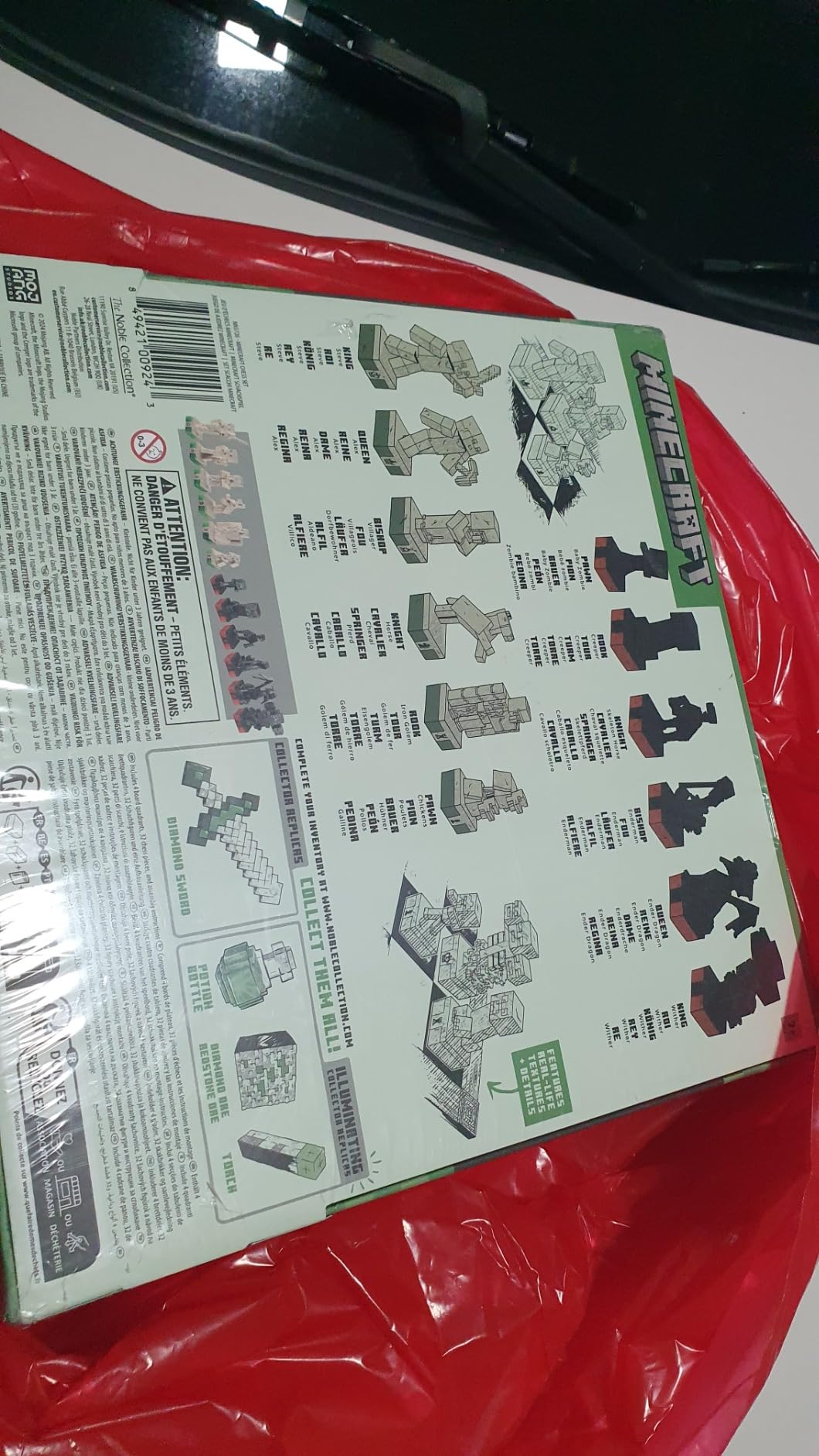 The Noble Collection Minecraft Chess Set customer photo 2