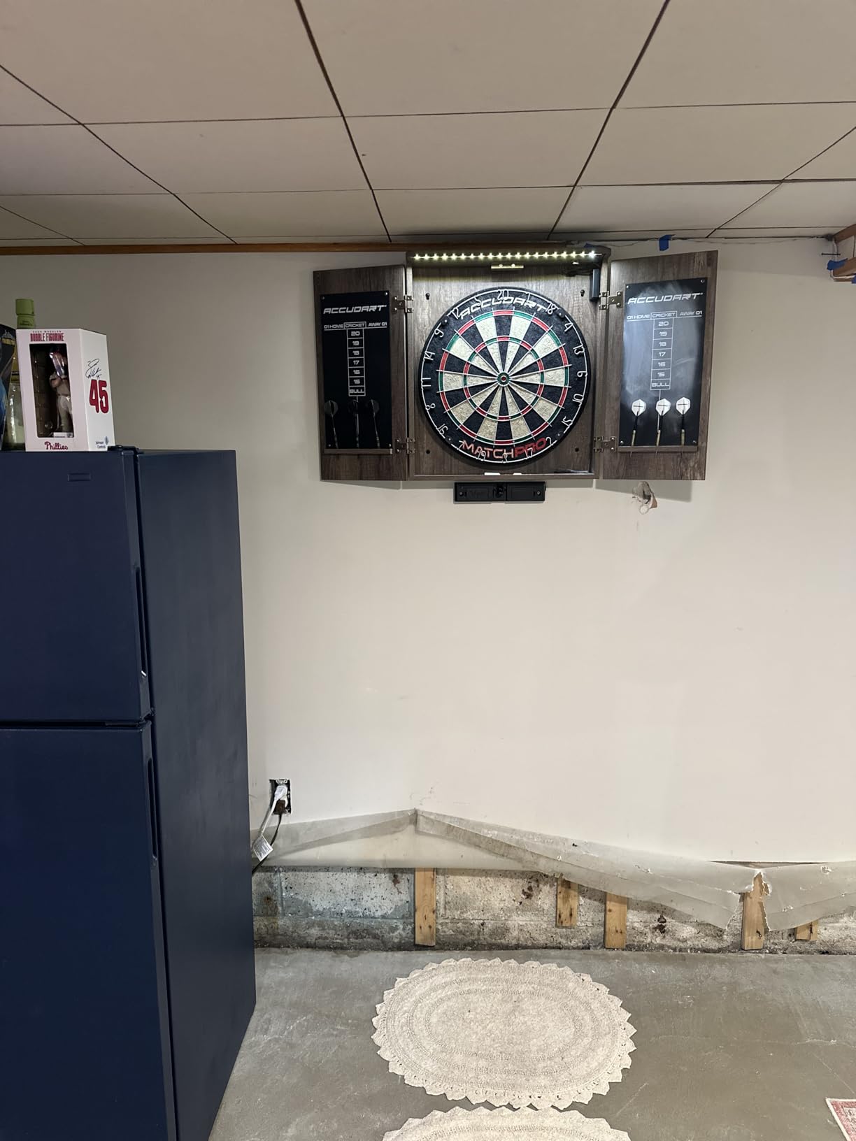 Accudart Match Pro Dartboard Cabinet Set with Auto LED customer photo 2