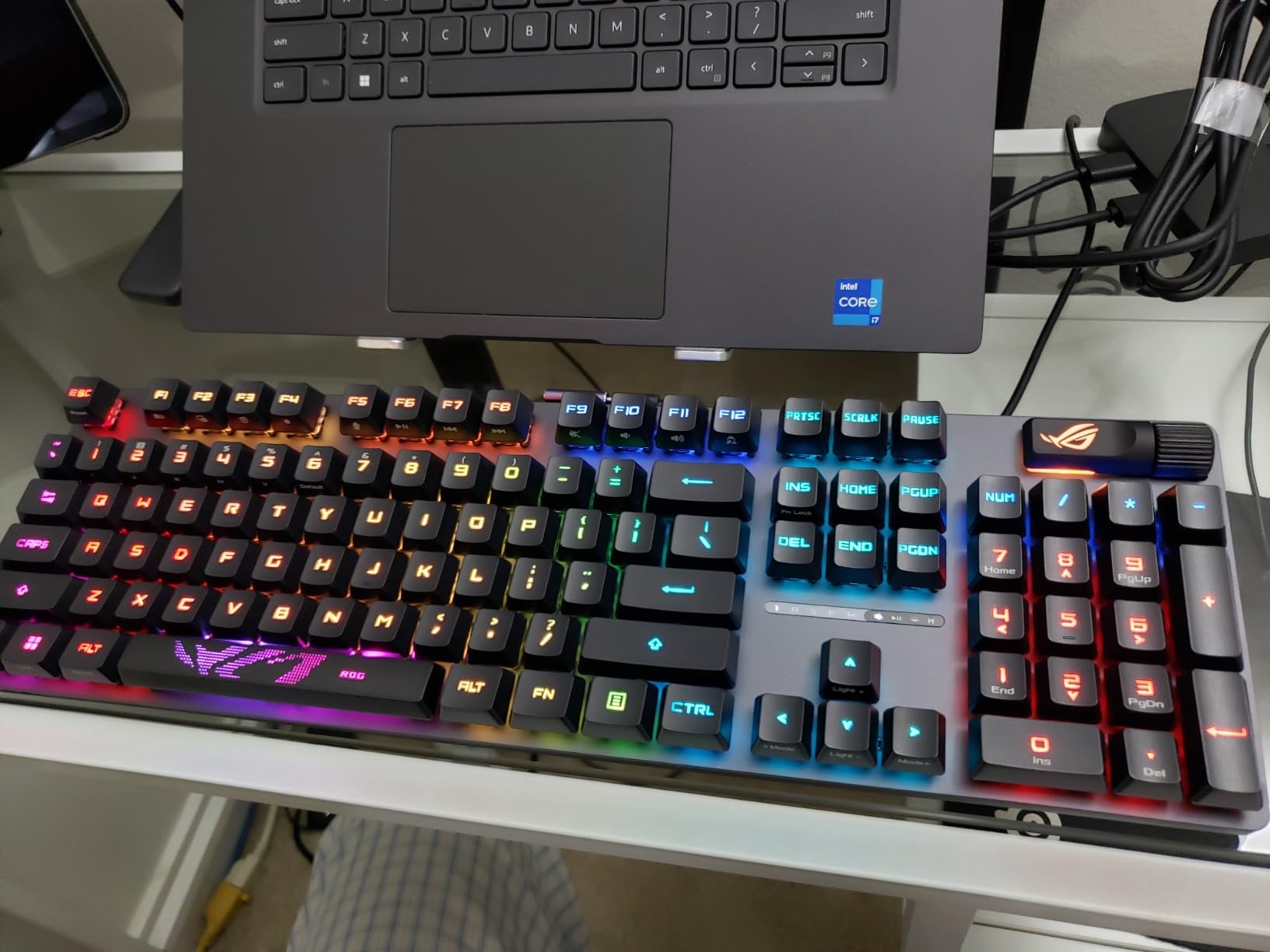 ASUS ROG Strix Scope II Gaming Keyboard, pre-lubed ROG RX Red Linear Optical switches, Sound-dampening Foam, PBT doubleshot keycaps, Streaming hotkeys, Multi-Function Controls, Wrist Rest customer photo 2