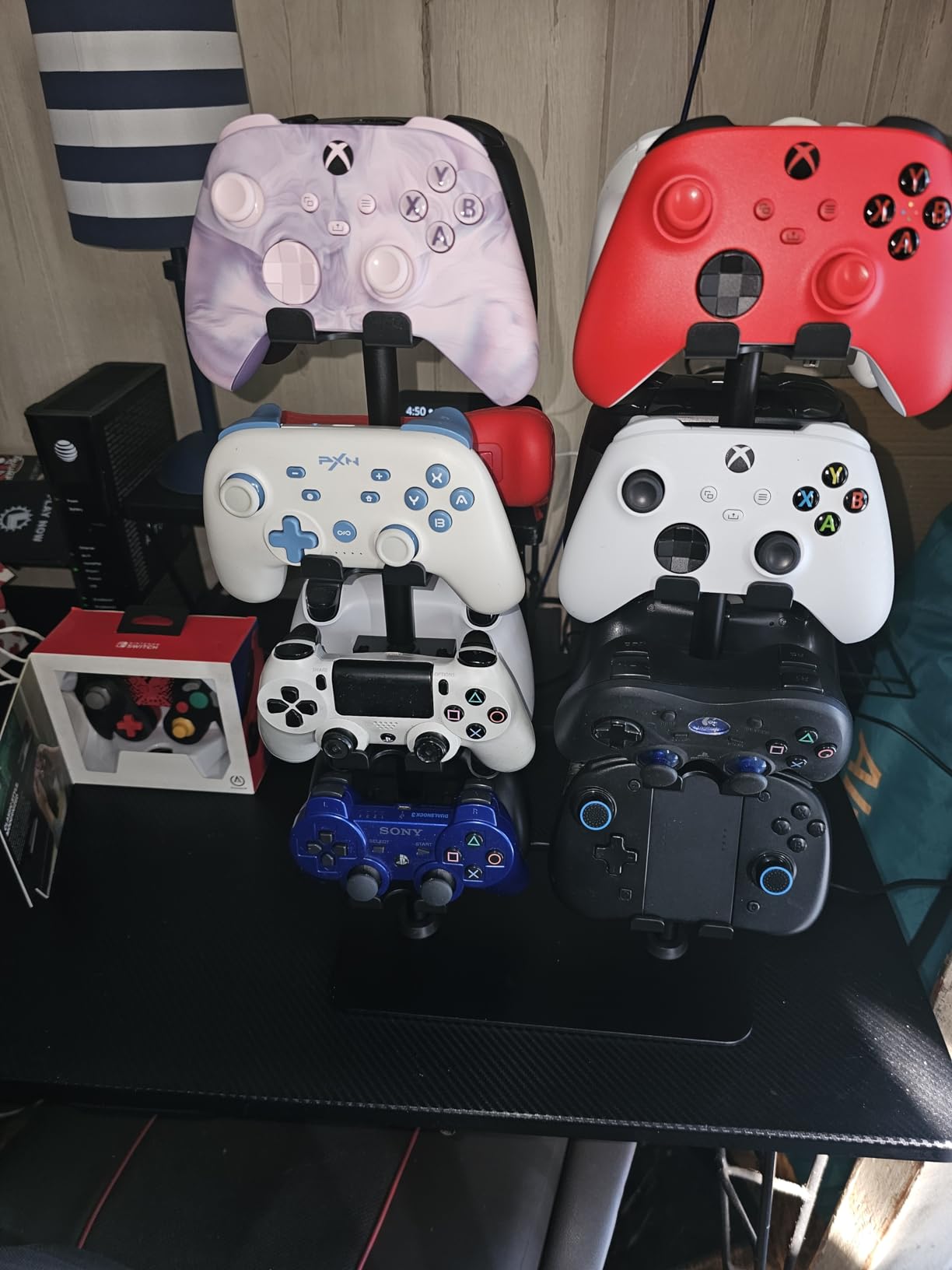 MANMUVIMO Controller Holder for 16 Xbox PS5 PS4 Gaming Controller, Video Game Controller Holder Headphone Stand for Desk, Gamer Gifts for Men, Gaming Room Accessories Maximum Organizer Rack customer photo 2