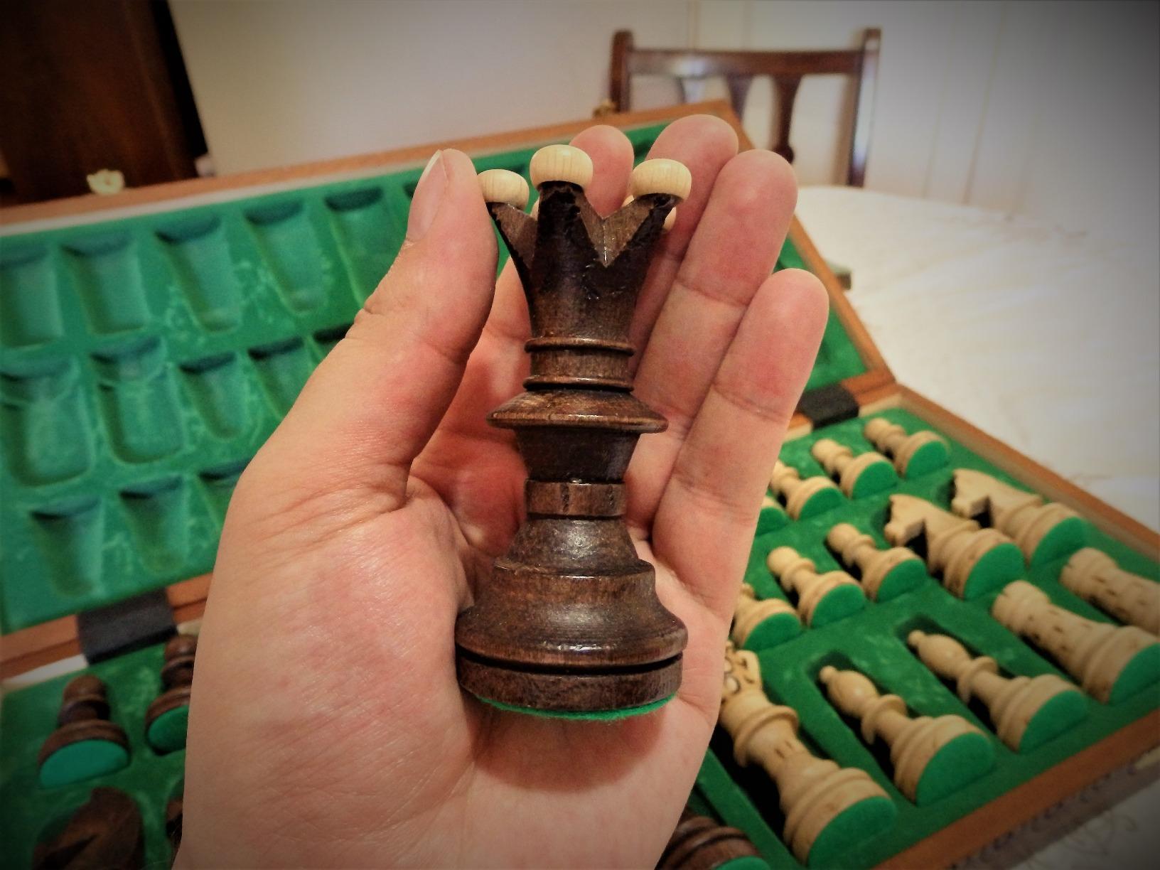 Wegiel Imperator 21-Inch Luxury Wooden Chess Set for Adults and Kids - Handcrafted from Premium Beech and Birch Wood - Unique Folding Design with Chess Piece Storage, Brown,Imperator - Brown customer photo 1