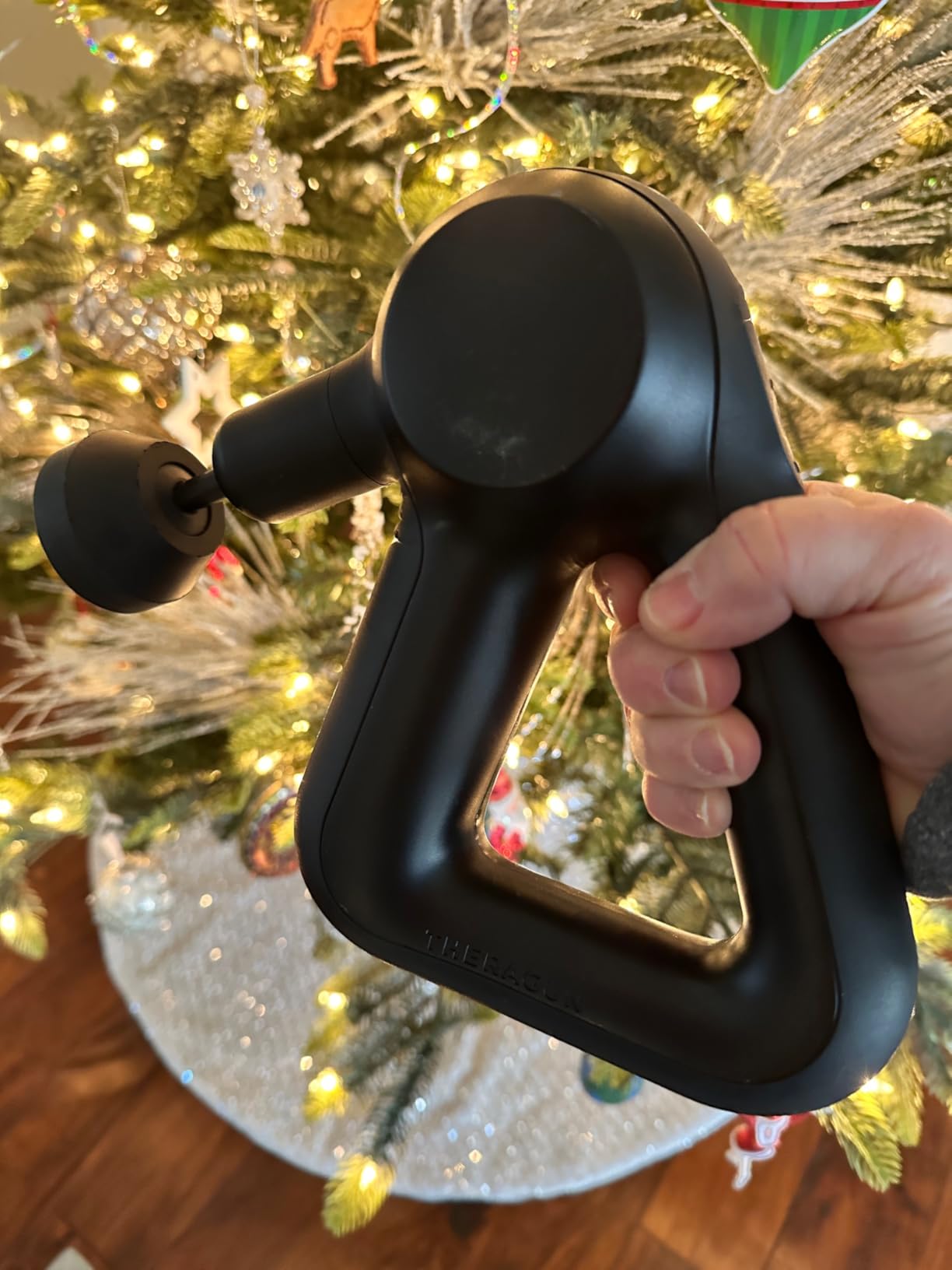 TheraGun Therabody Relief Massage Gun | for Daily Comfort | 3-Speed | Navy | Quiet Handheld Percussion Muscle Massager for Back, Leg & Shoulder Pain Relief. Lightweight, Easy to Use, Ergonomic Grip customer photo 1