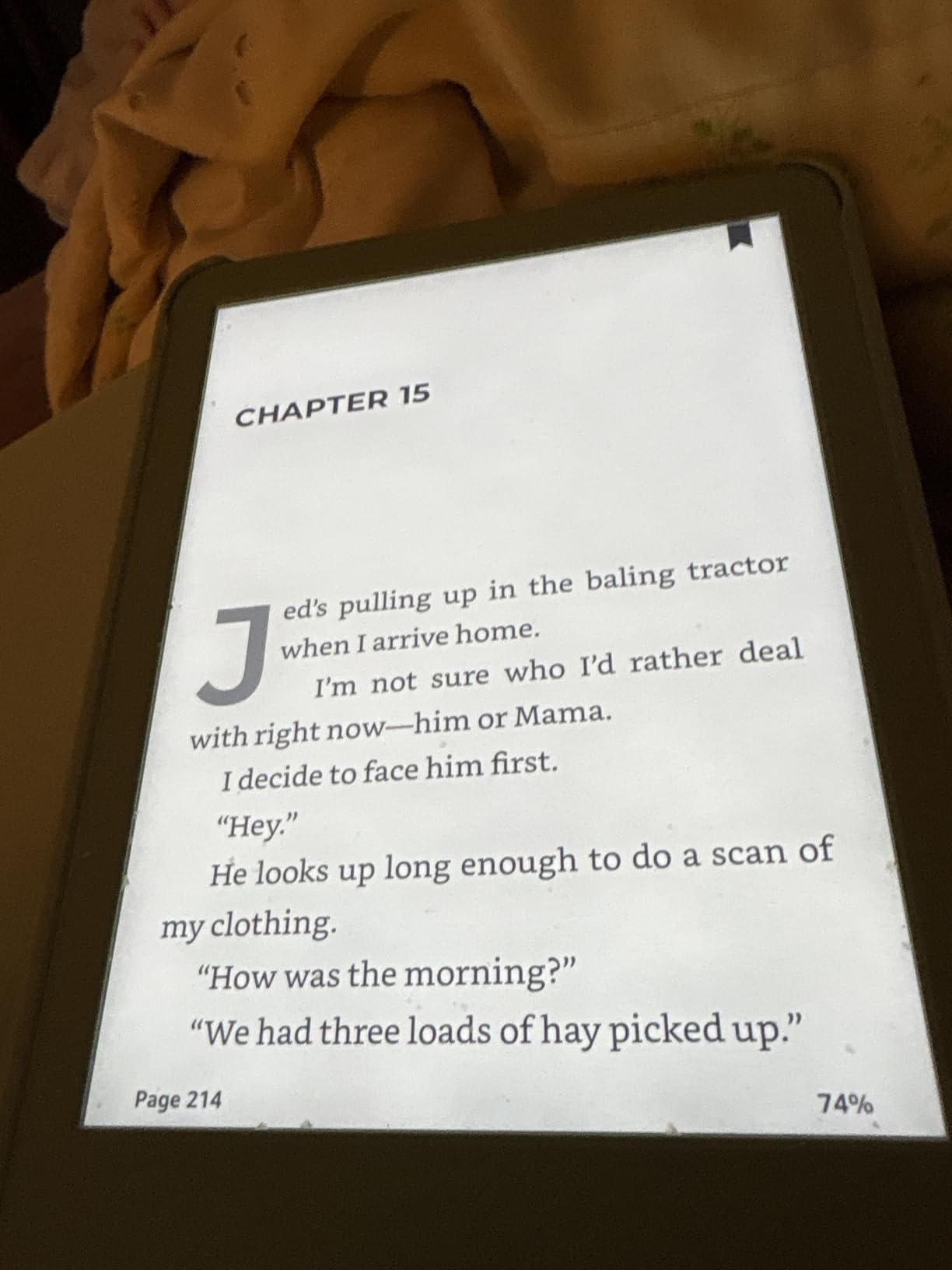 Amazon Kindle 16 GB (newest model) - Lightest and most compact Kindle, now with faster page turns, and higher contrast ratio, for an enhanced reading experience - Matcha customer photo 1