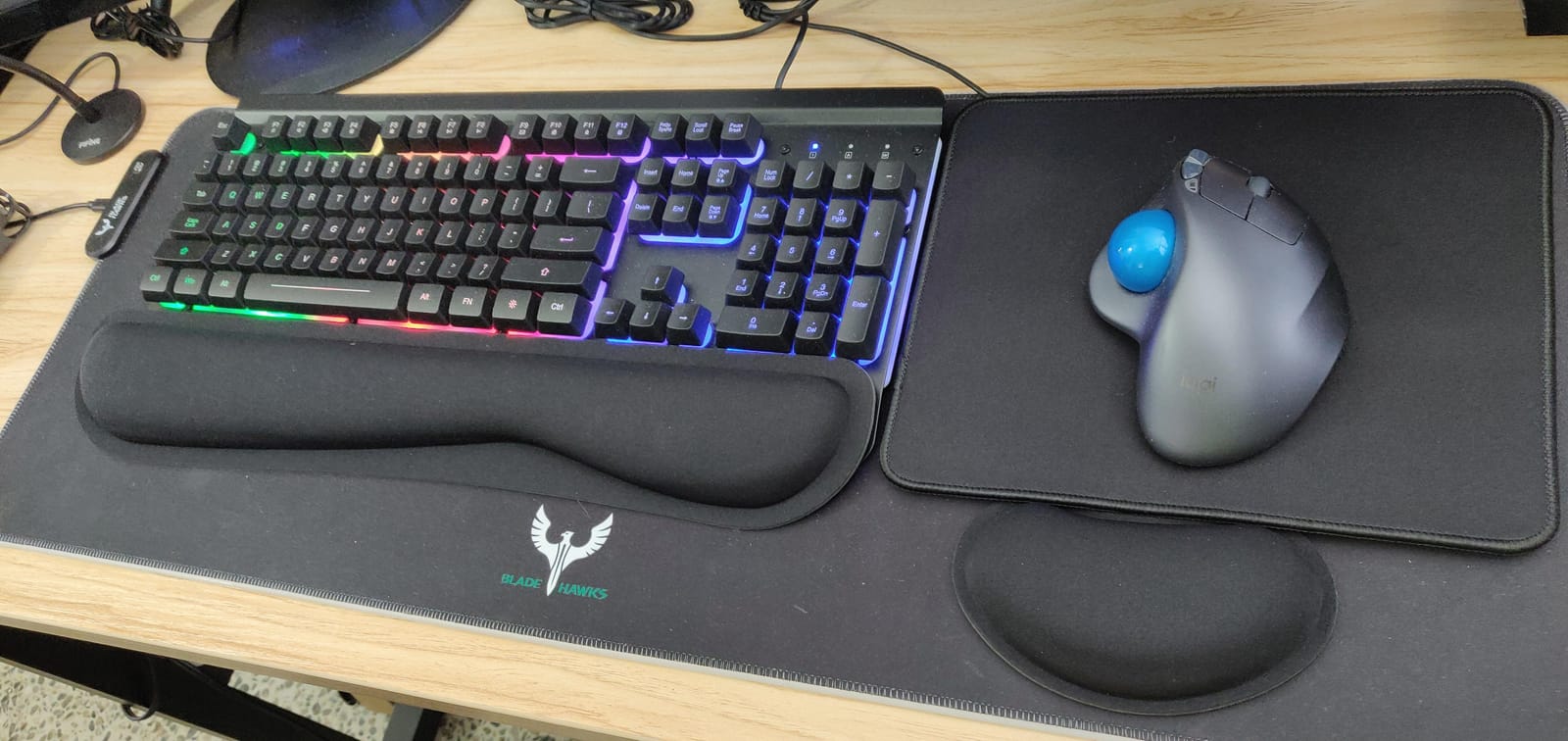 Yolanda Keyboard Wrist Rest/Pad - Cooling Gel - Stitched Edges - Keyboard Accessory, Ergonomic, Black customer photo 1