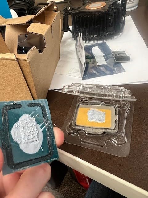 Intel Core i3-14100F Desktop Processor 4 cores (4 P-cores + 0 E-cores) 4.7 GHz customer photo 2